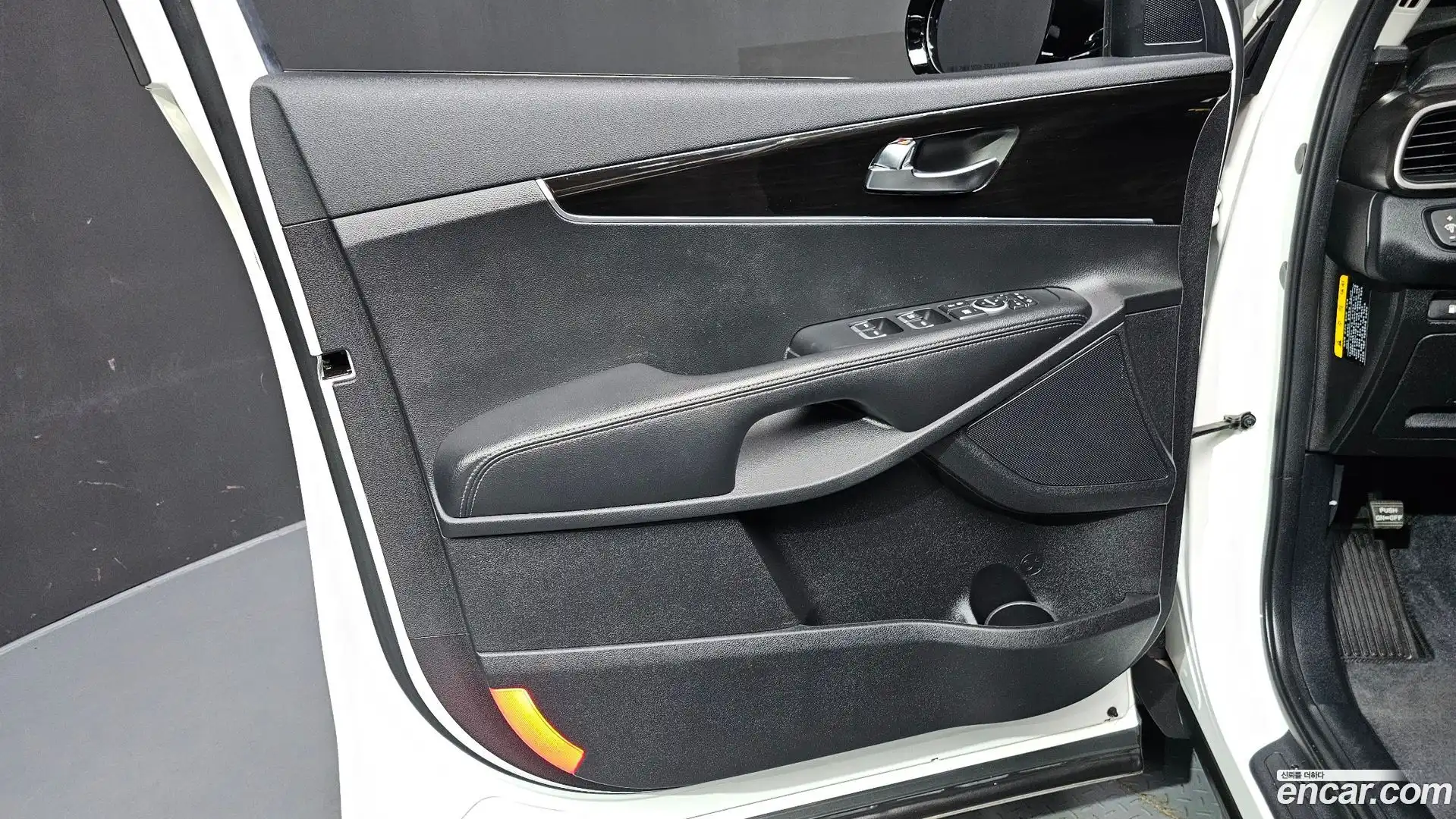 Sorento Kia 2018.5-INNER-034