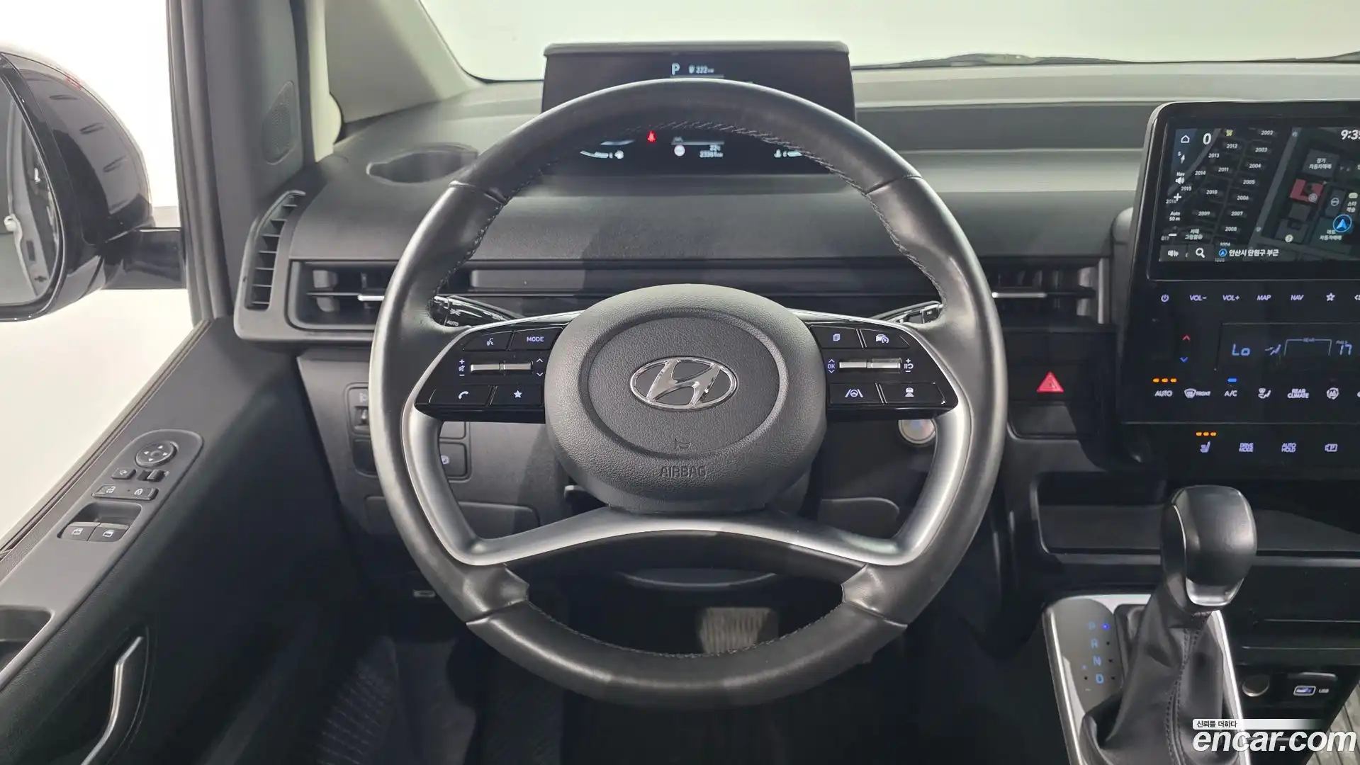Staria Hyundai 2023.2-OPTION-021