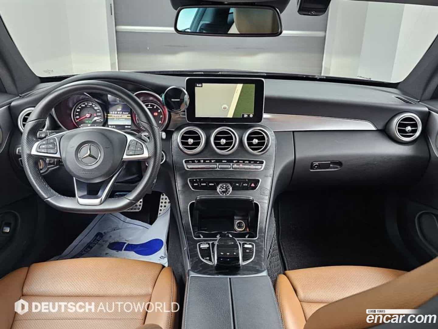 C-Class Mercedes-Benz 2018.3-INNER-007