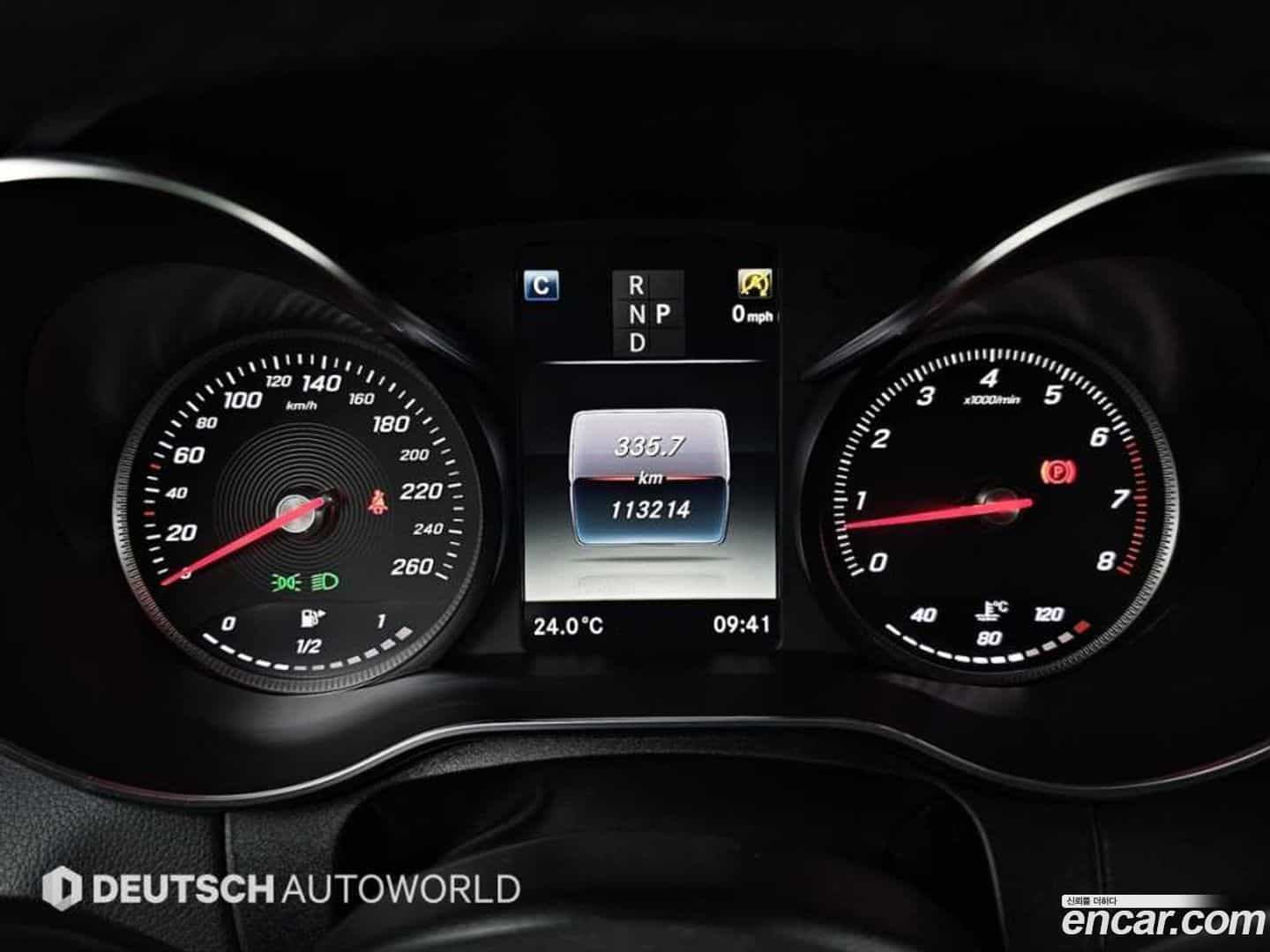 C-Class Mercedes-Benz 2018.3-INNER-008