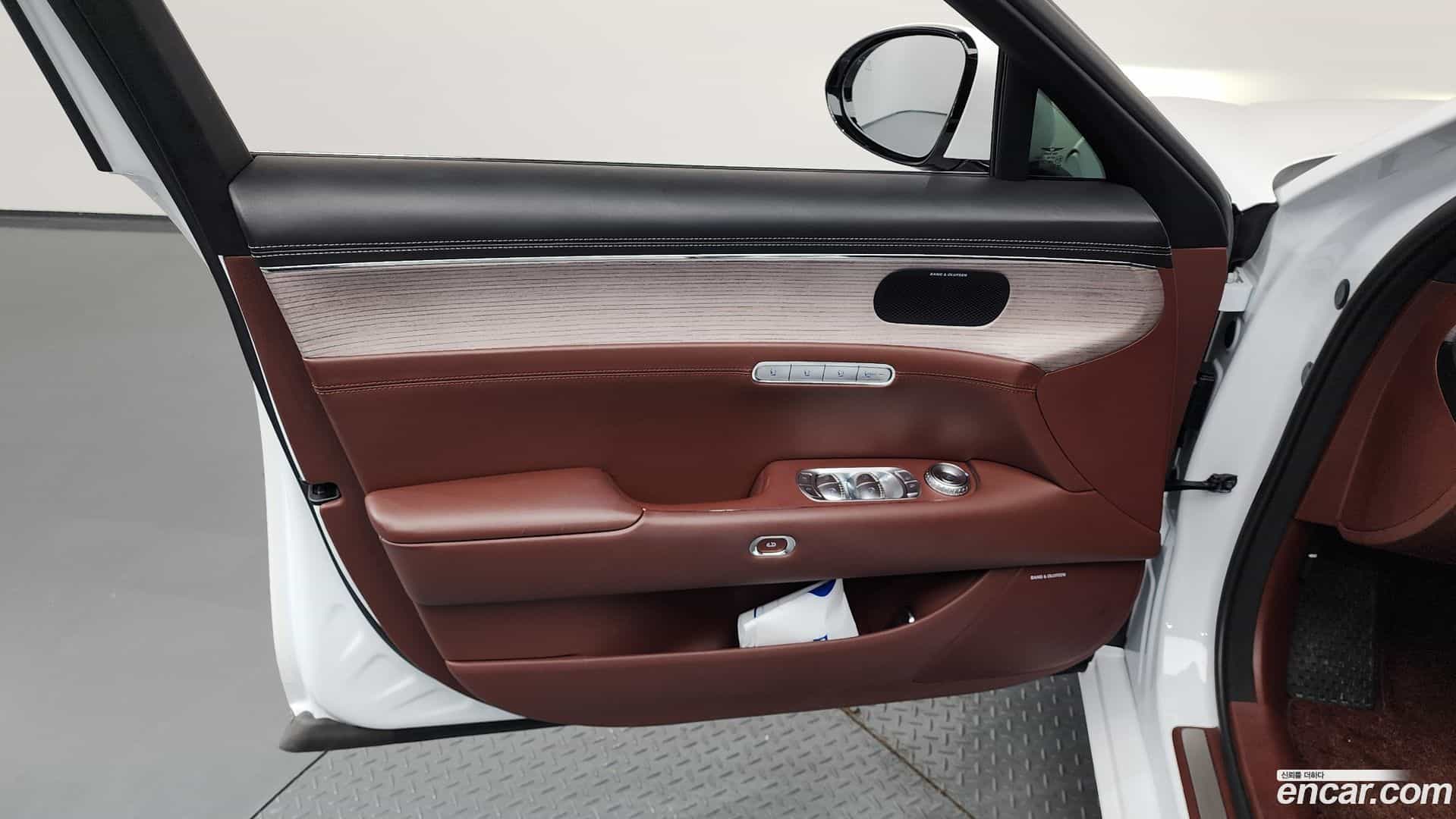 G90 Genesis 2022.7-INNER-034