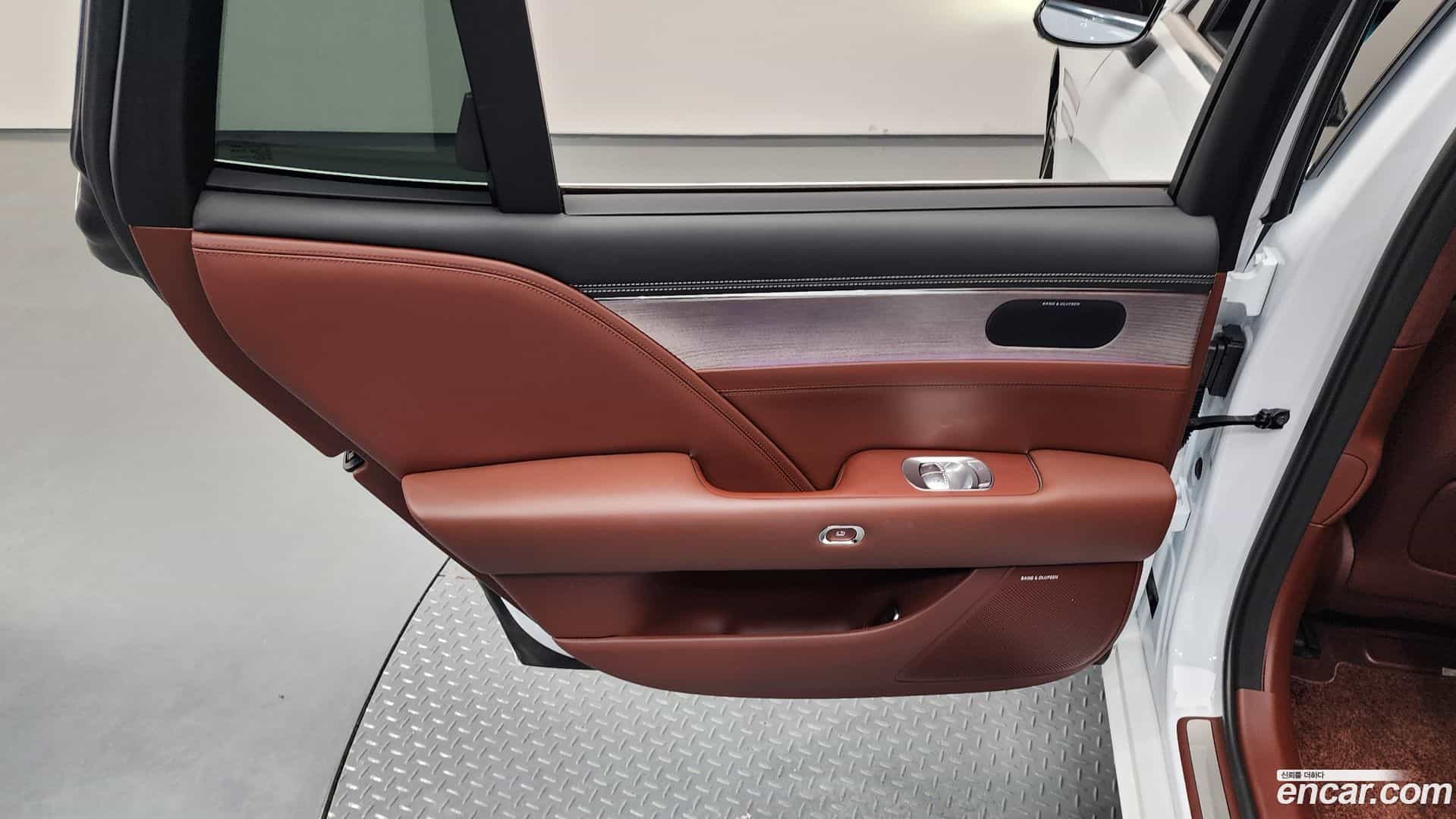 G90 Genesis 2022.7-INNER-035