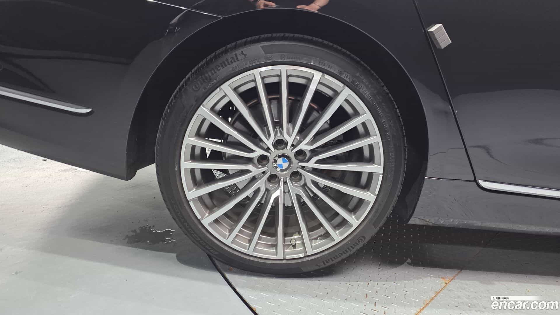 7-Series BMW 2021.4-OUTER-005