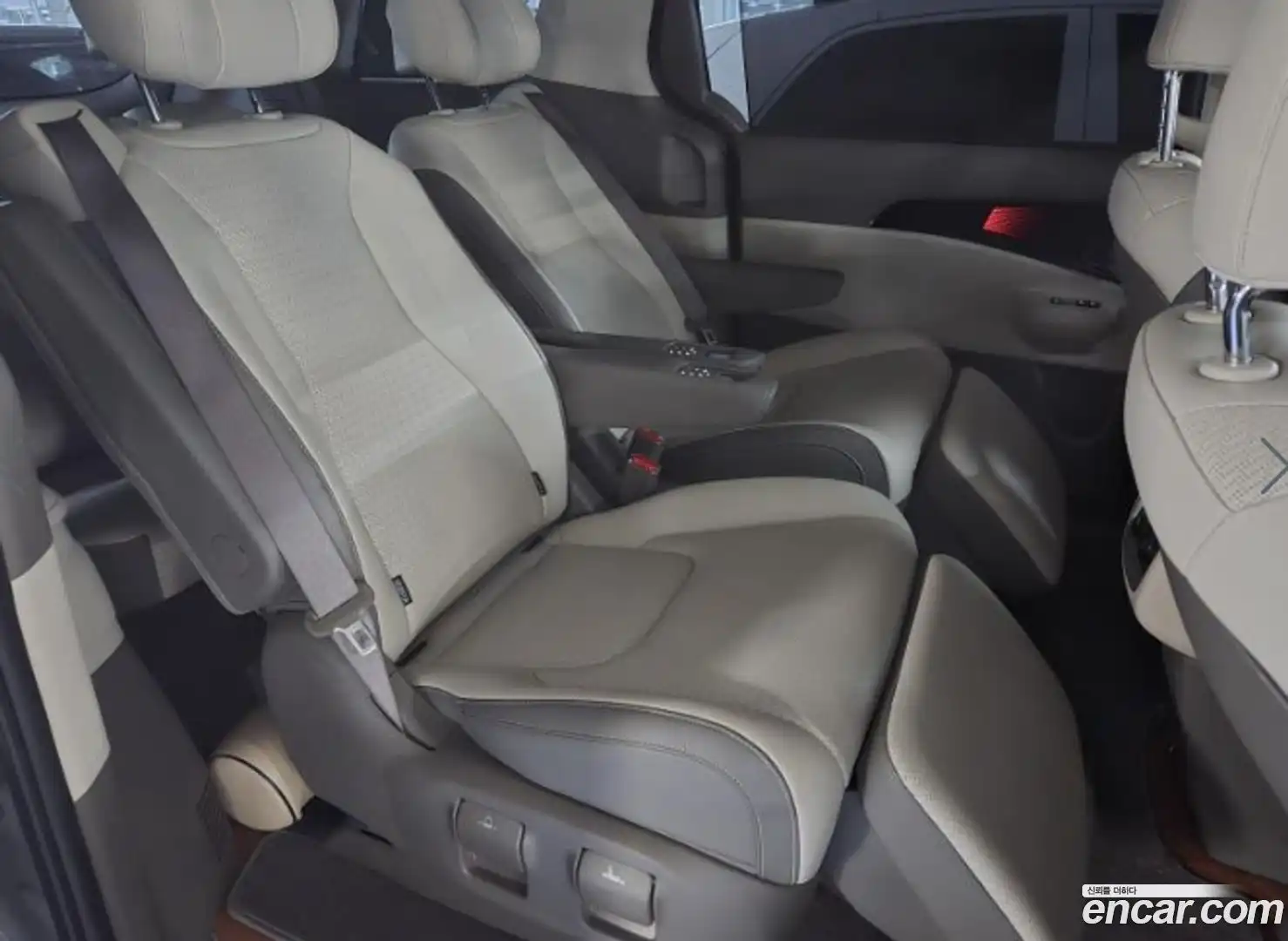 Canival Kia 2024.8-OUTER-005