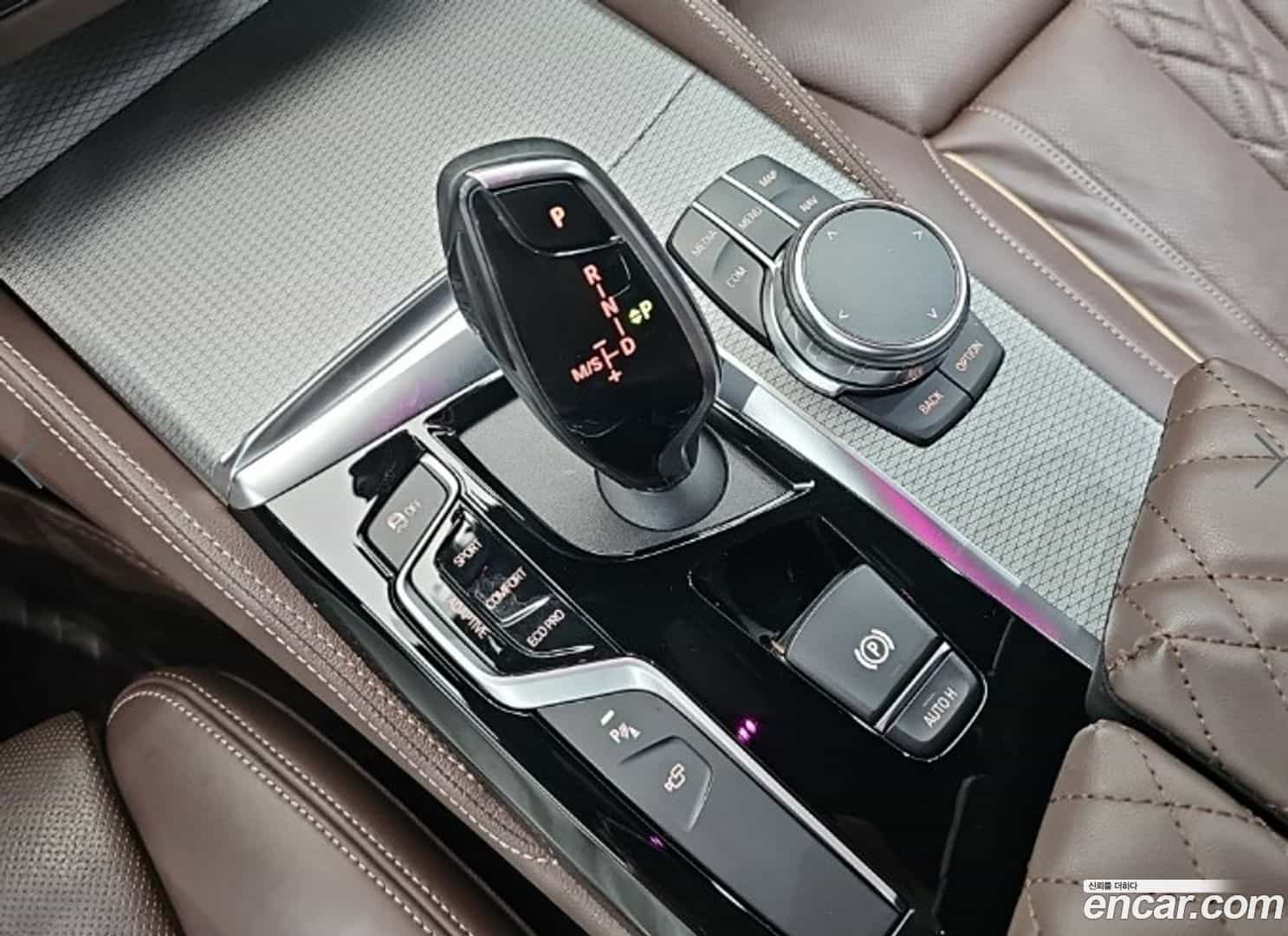 5-Series BMW 2019.0-INNER-008