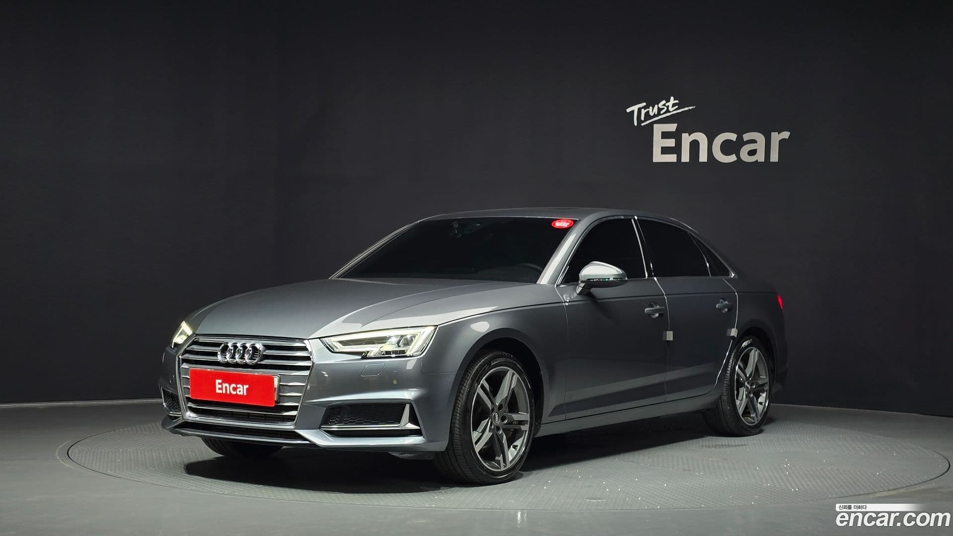 Main__Slider__Photo:A4 Audi 2019.11-0