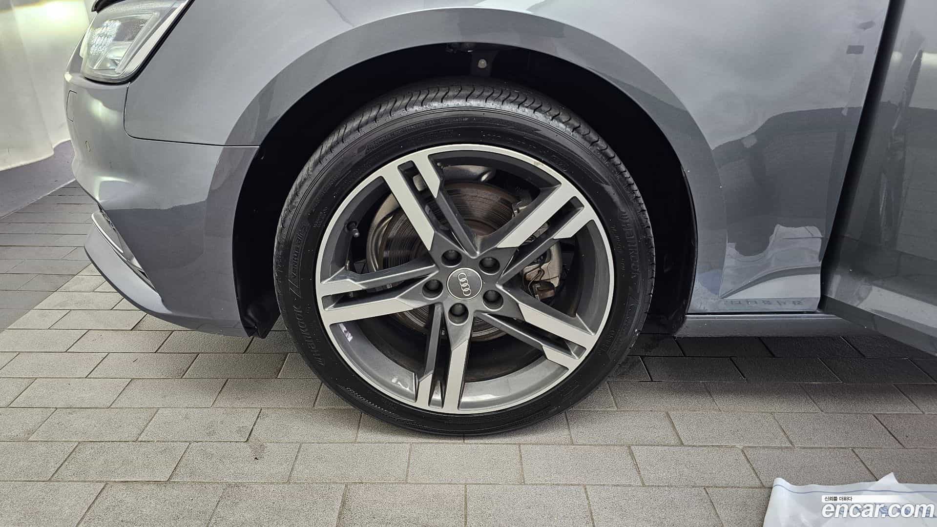 A4 Audi 2019.11-OUTER-005