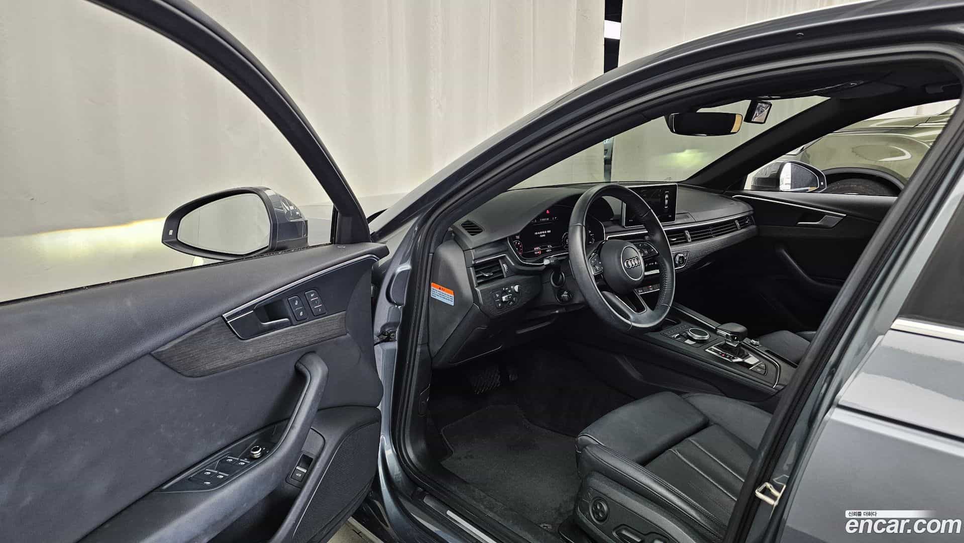 A4 Audi 2019.11-INNER-010