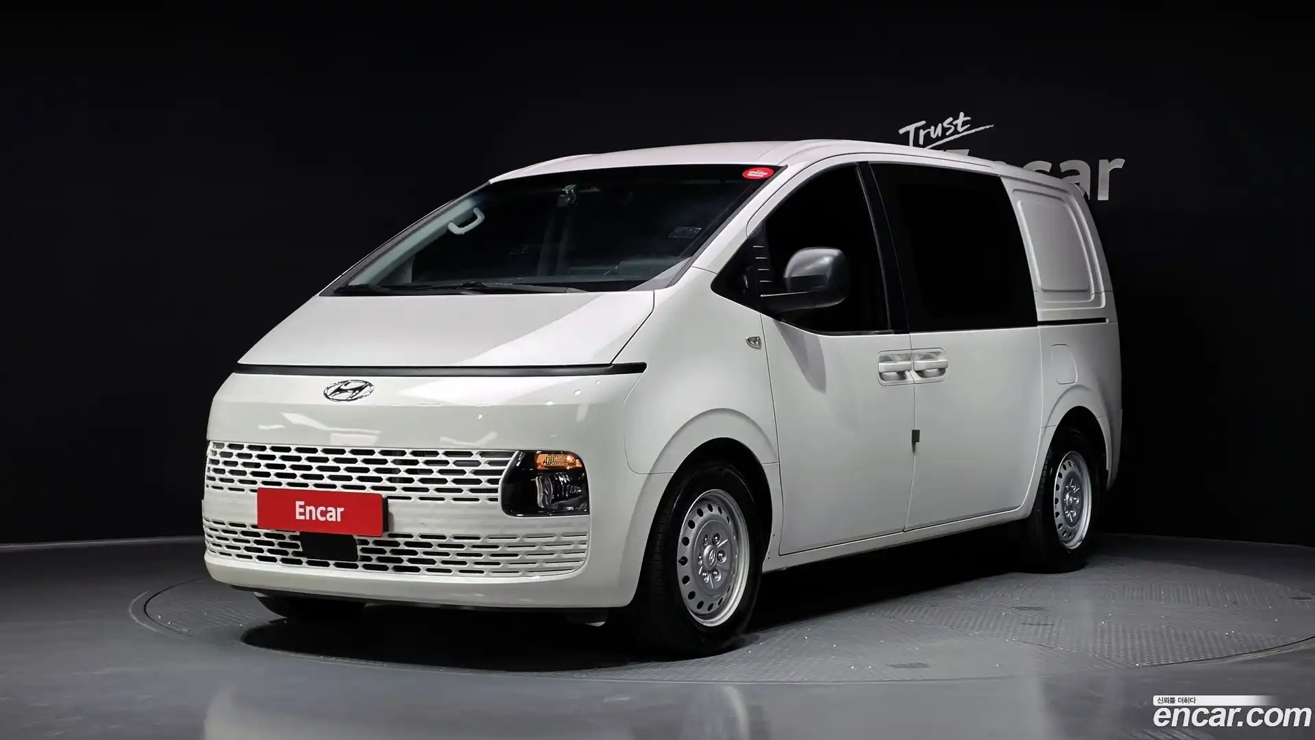 Staria Hyundai 2022.3-OUTER-001
