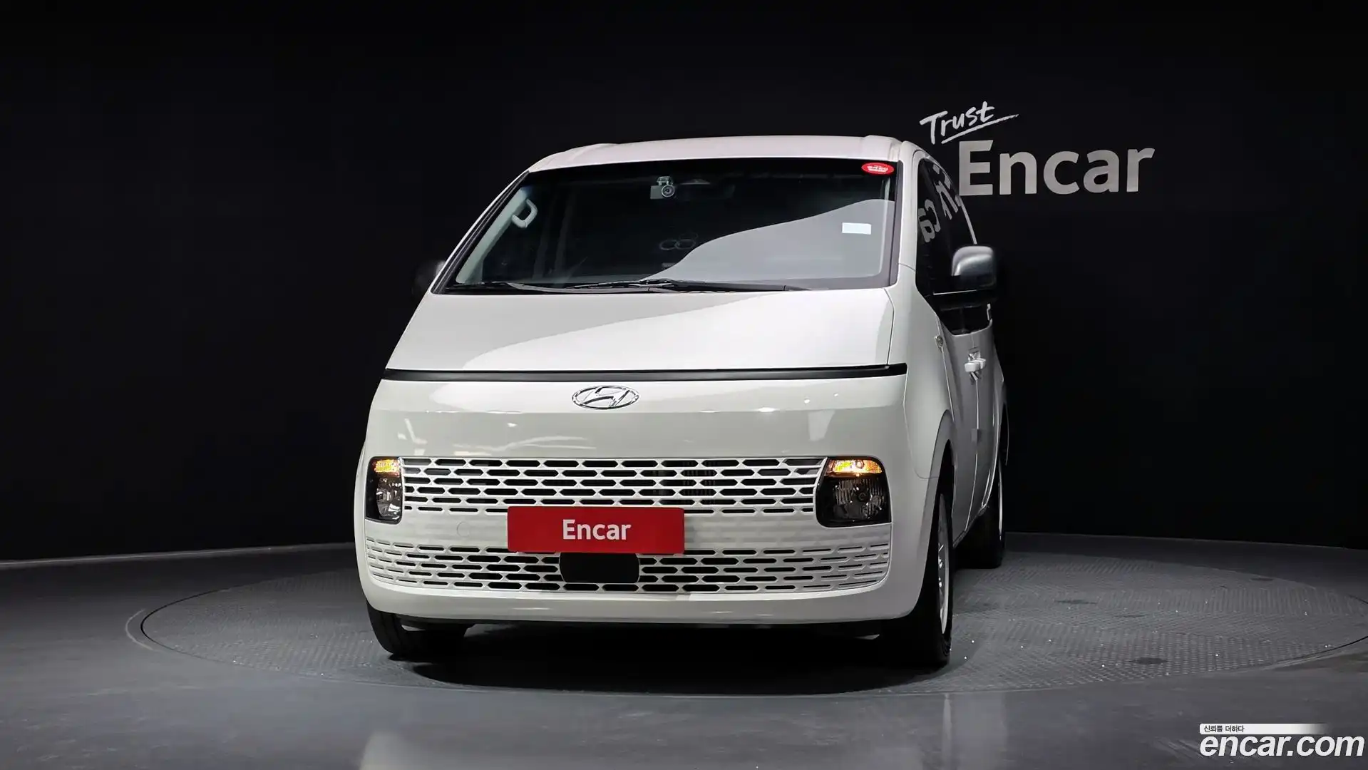 Staria Hyundai 2022.3-OUTER-003