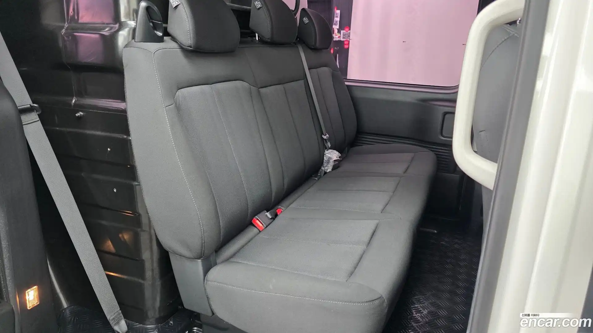 Staria Hyundai 2022.3-OPTION-015
