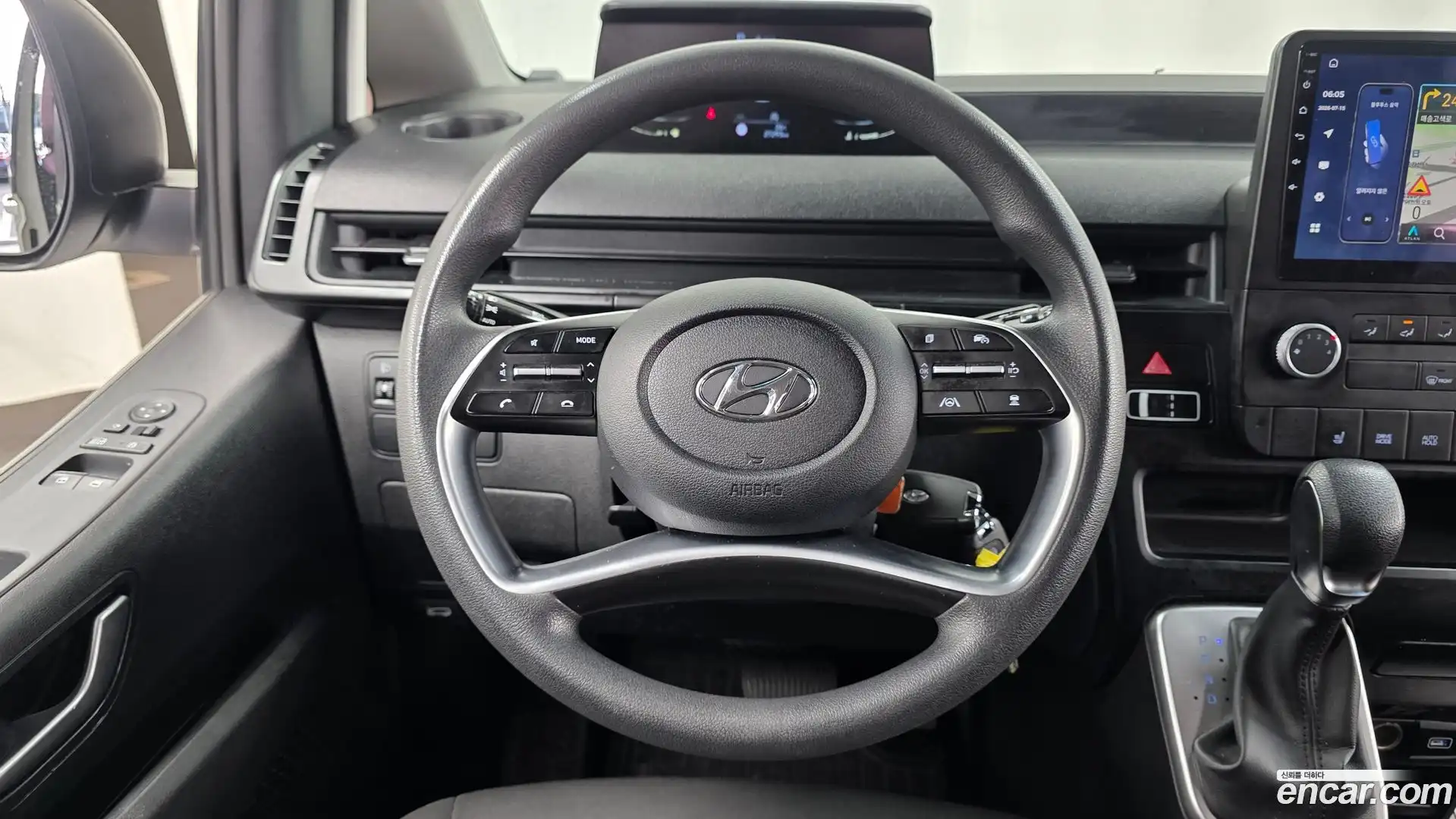 Staria Hyundai 2022.3-OPTION-016