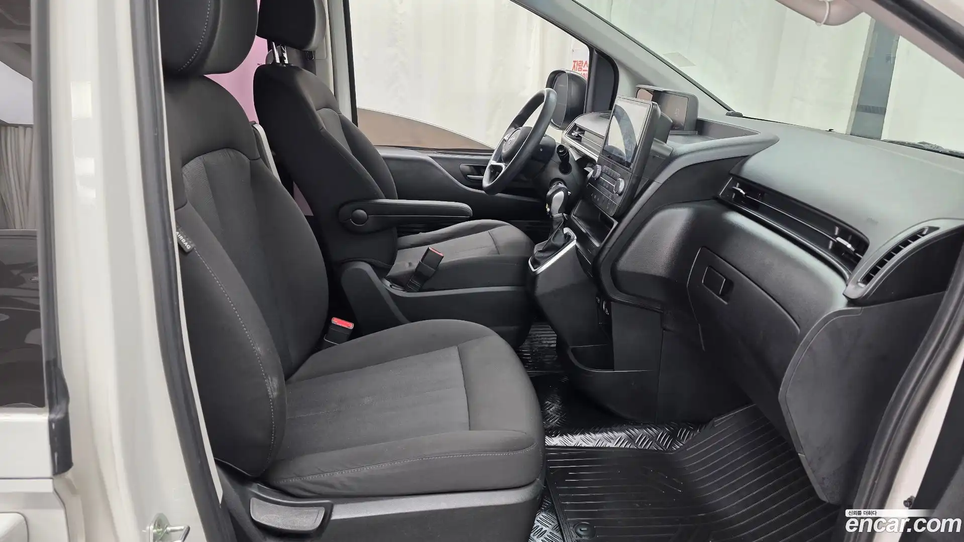 Staria Hyundai 2022.3-INNER-036