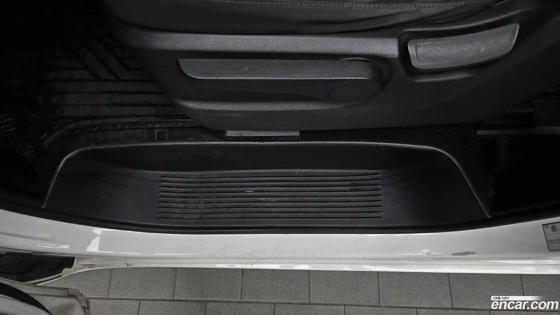 Staria Hyundai 2022.3-OPTION-041