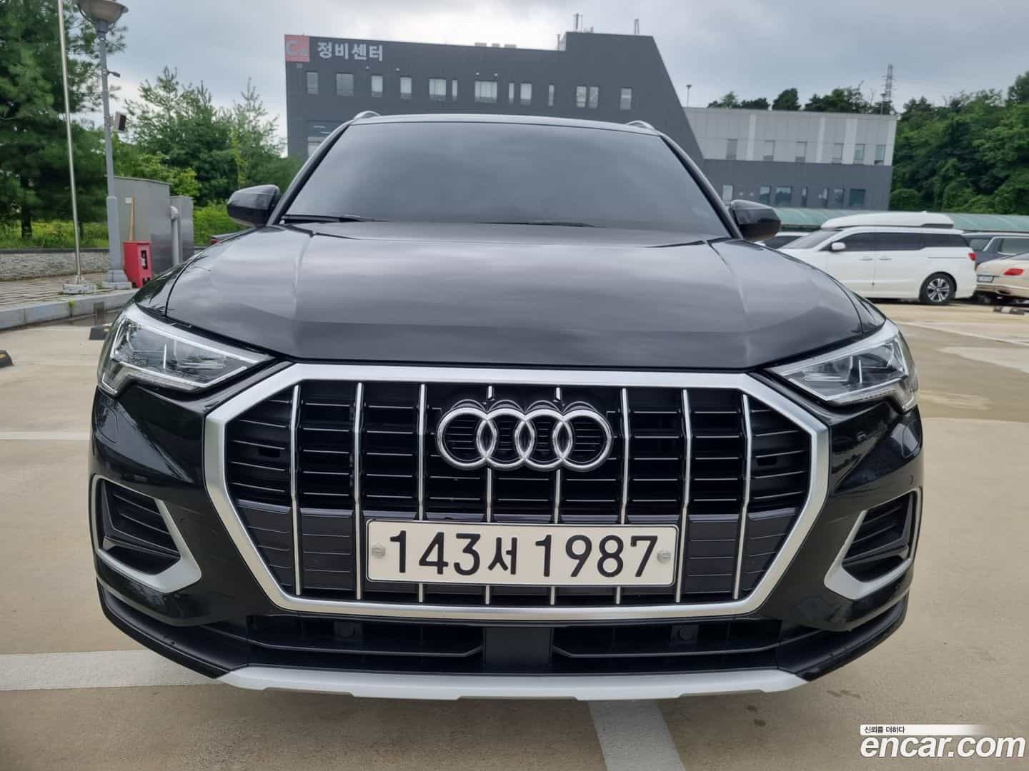 Q3 Audi 2020.6-OUTER-001