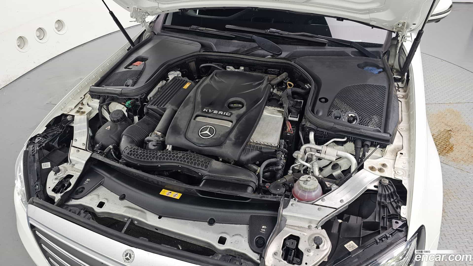 E-Class Mercedes-Benz 2019.10-OUTER-006
