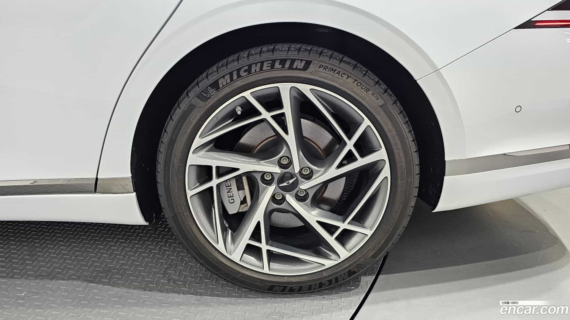 G90 Genesis 2022.5-OUTER-031