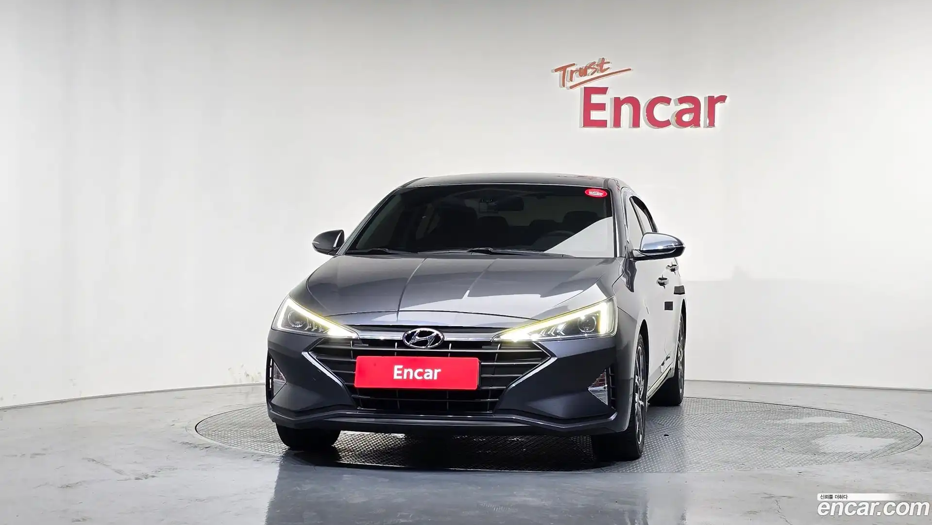 AVANTE Hyundai 2019.6-OUTER-003
