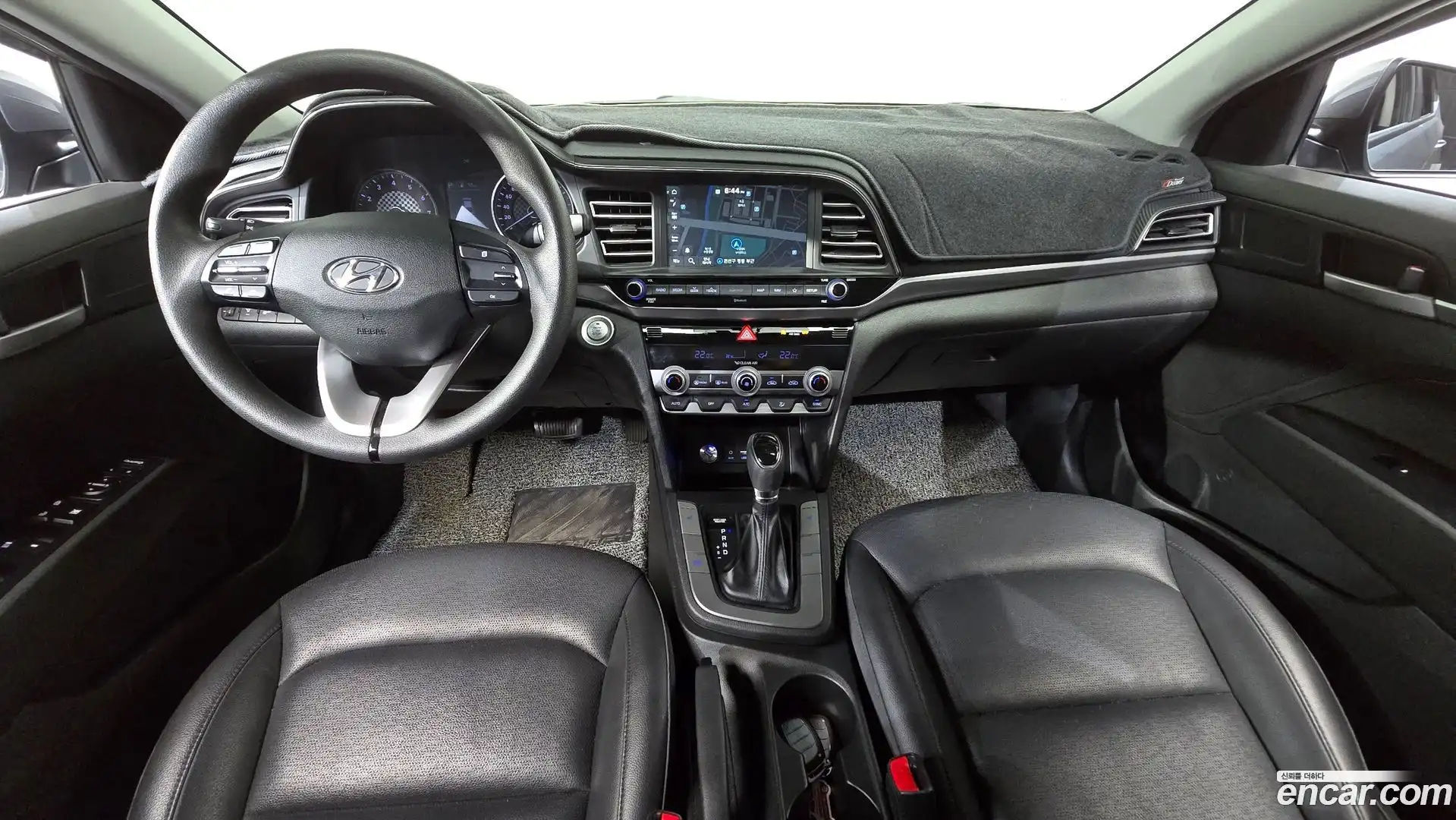 AVANTE Hyundai 2019.6-INNER-007