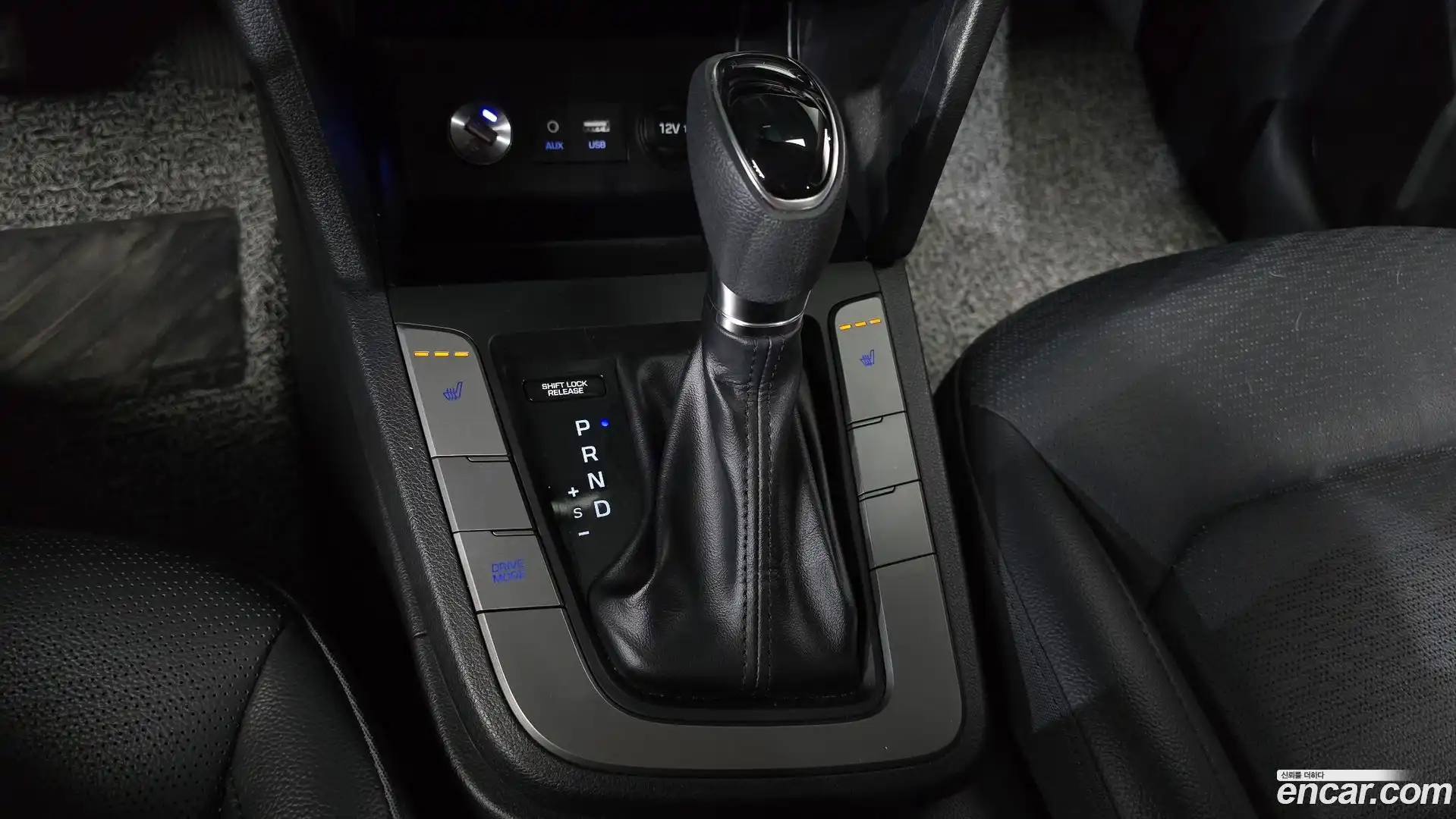 AVANTE Hyundai 2019.6-INNER-009