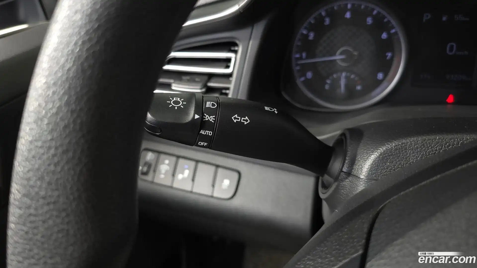 AVANTE Hyundai 2019.6-OPTION-024