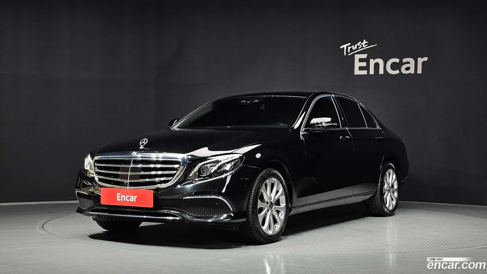E-Class Mercedes-Benz 2020.4-OUTER-001