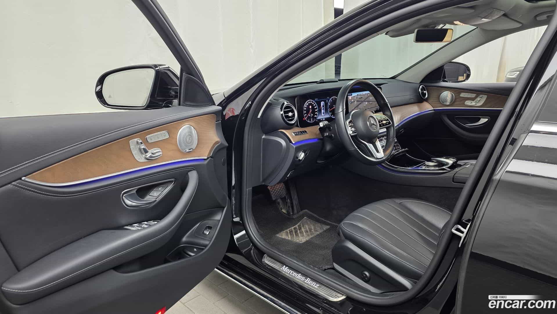 E-Class Mercedes-Benz 2020.4-INNER-010