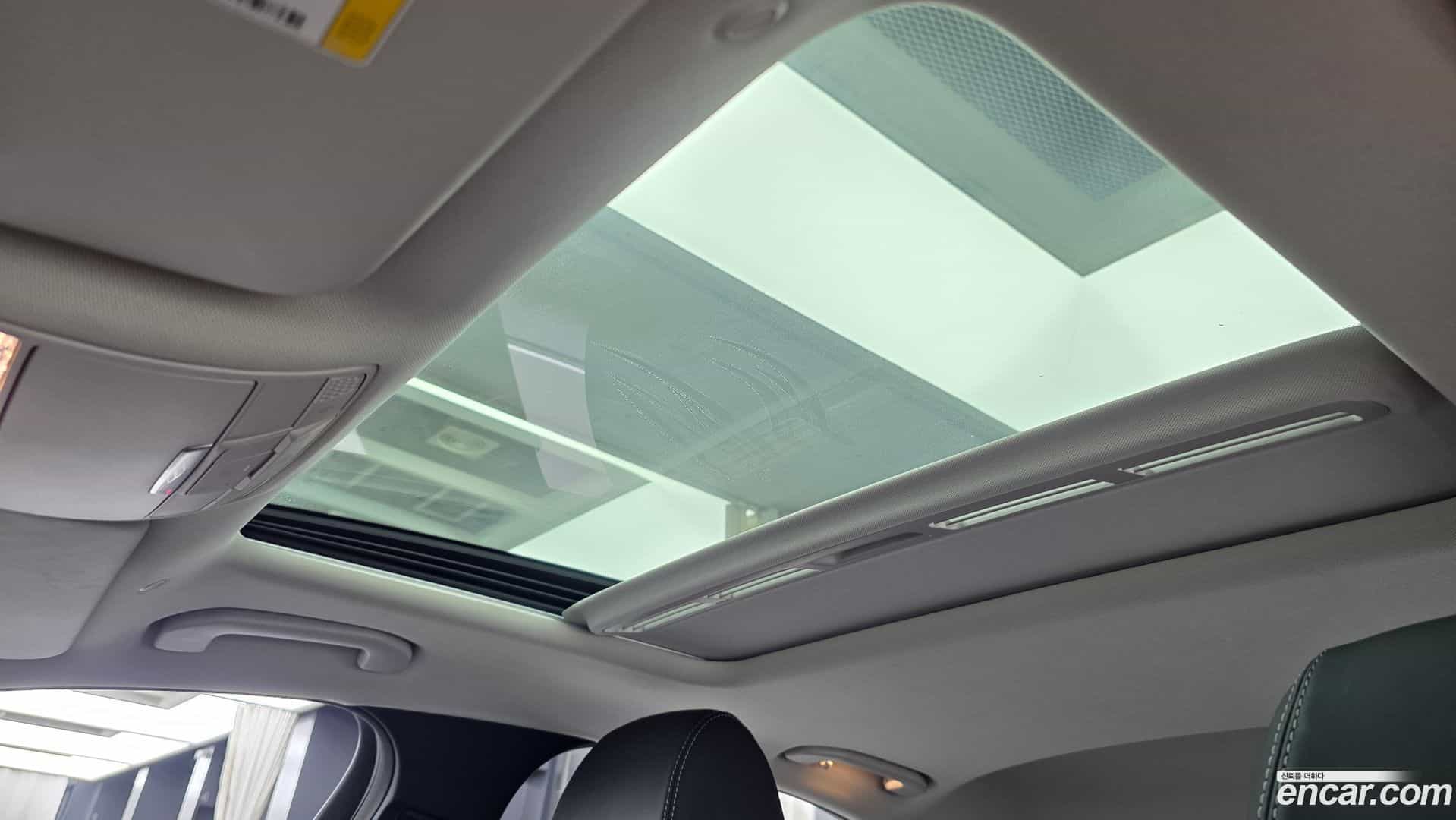 E-Class Mercedes-Benz 2020.4-OPTION-022