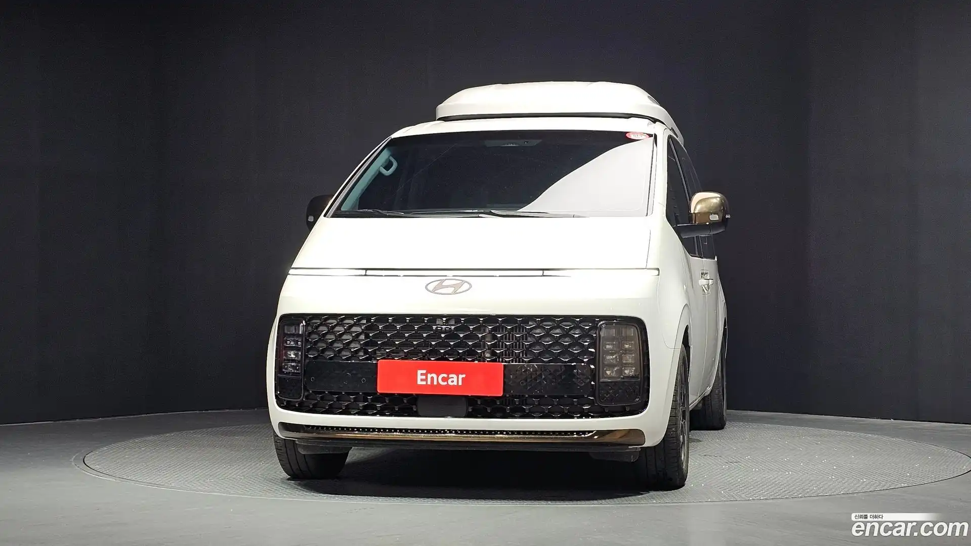 Staria Hyundai 2024.9-OUTER-003