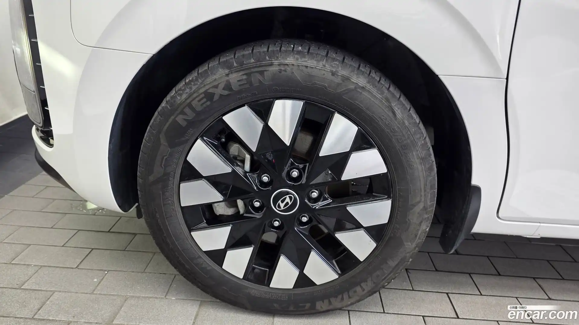 Staria Hyundai 2024.9-OUTER-005