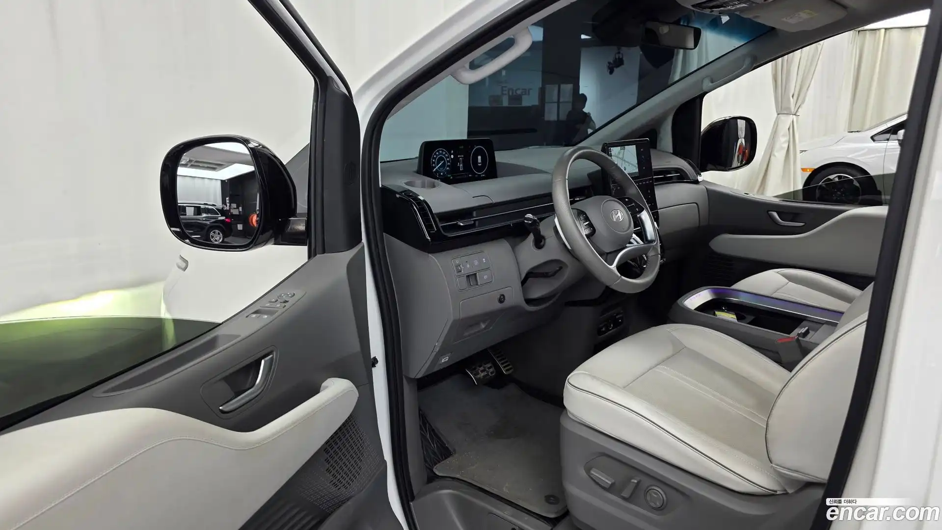 Staria Hyundai 2024.9-INNER-010