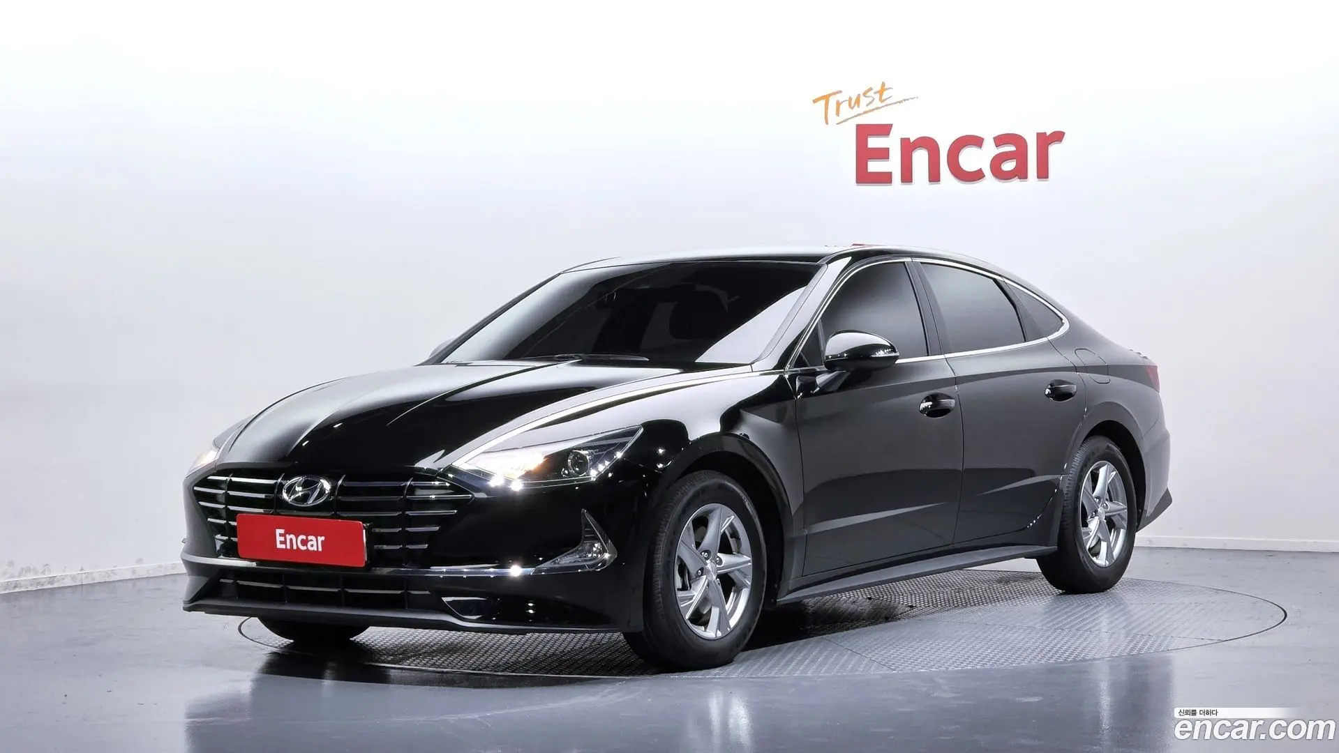 Main__Slider__Photo:Sonata Hyundai 2022.4-0