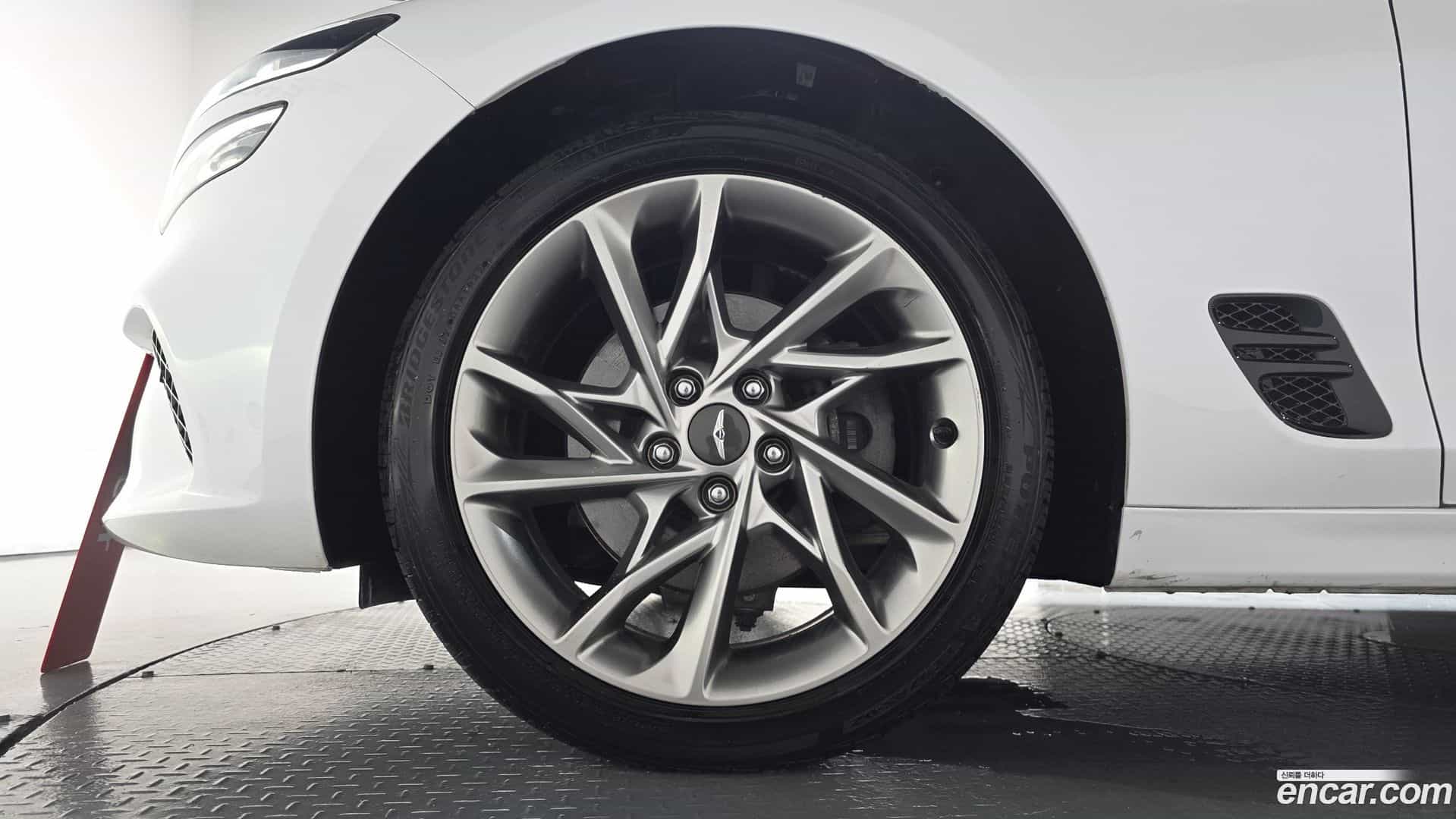 G70 Genesis 2022.7-OUTER-005