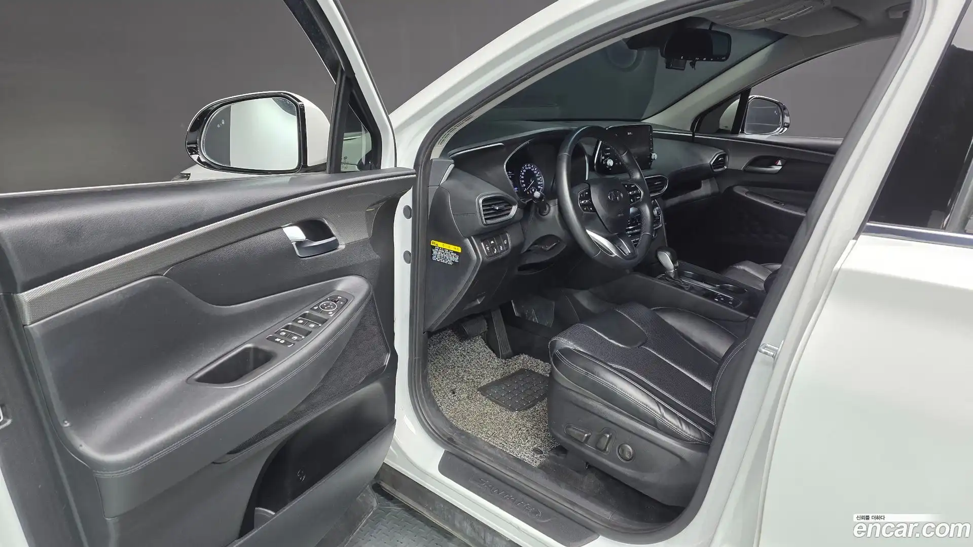 Santafe Hyundai 2019.0-INNER-010