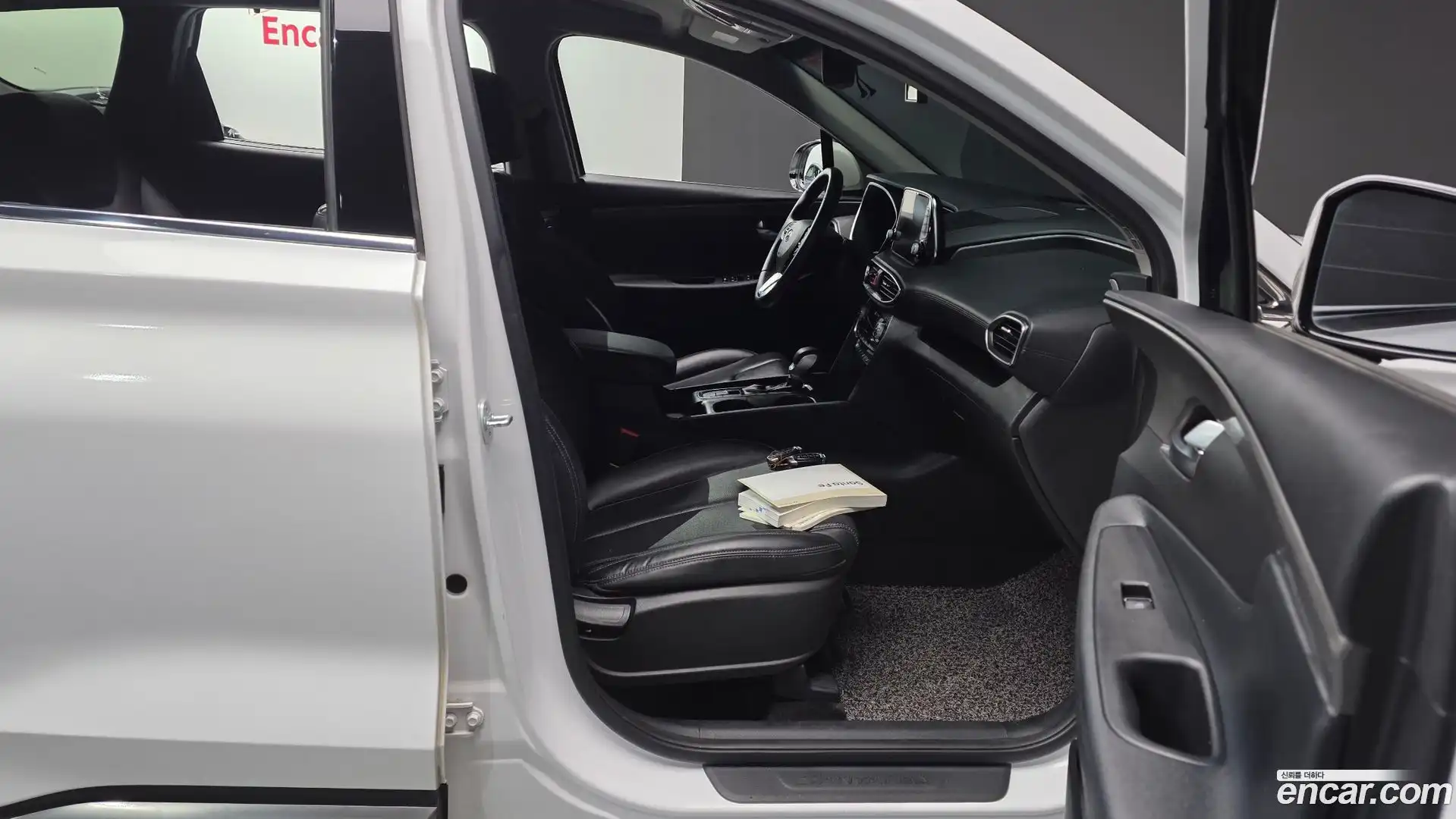 Santafe Hyundai 2019.0-INNER-036