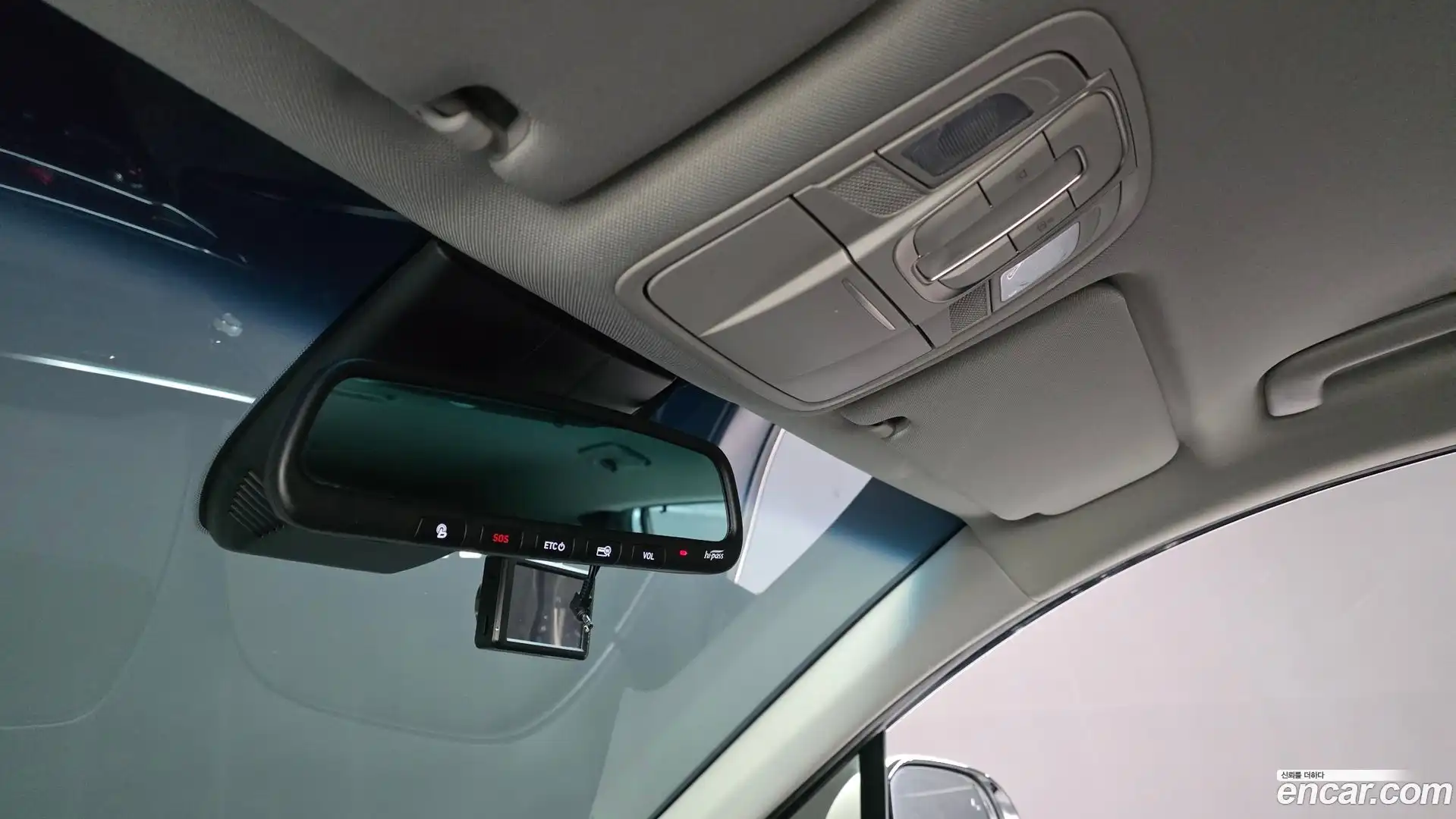 Santafe Hyundai 2019.0-OPTION-040
