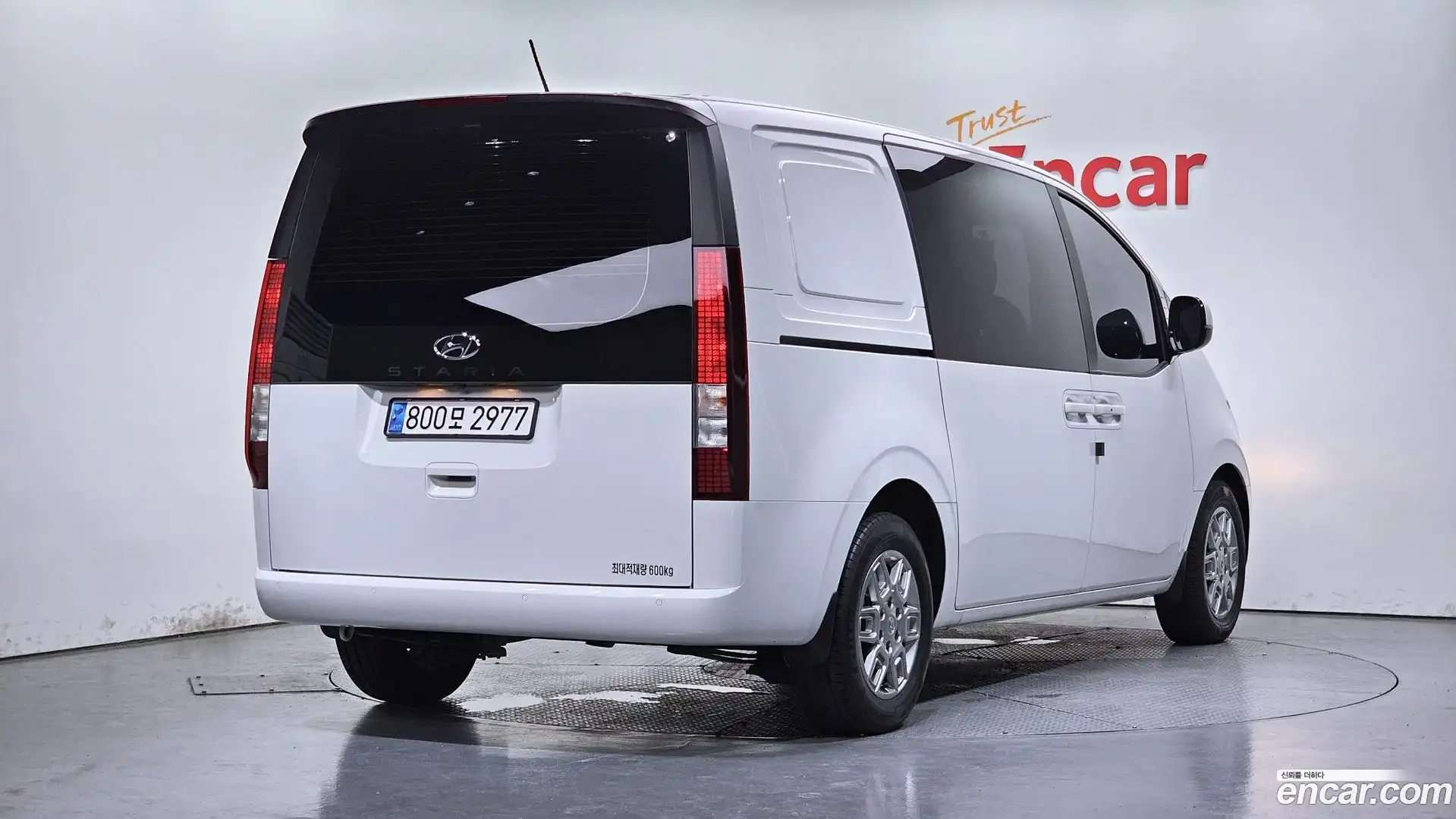 Staria Hyundai 2023.10-OUTER-002