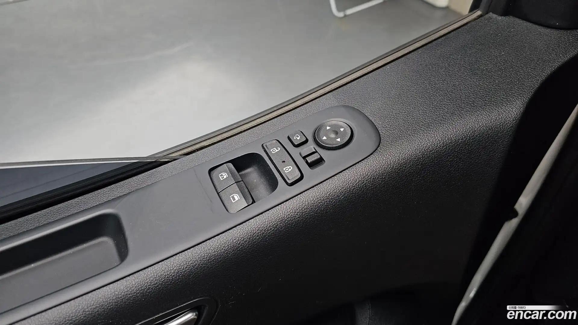 Staria Hyundai 2023.10-OPTION-020