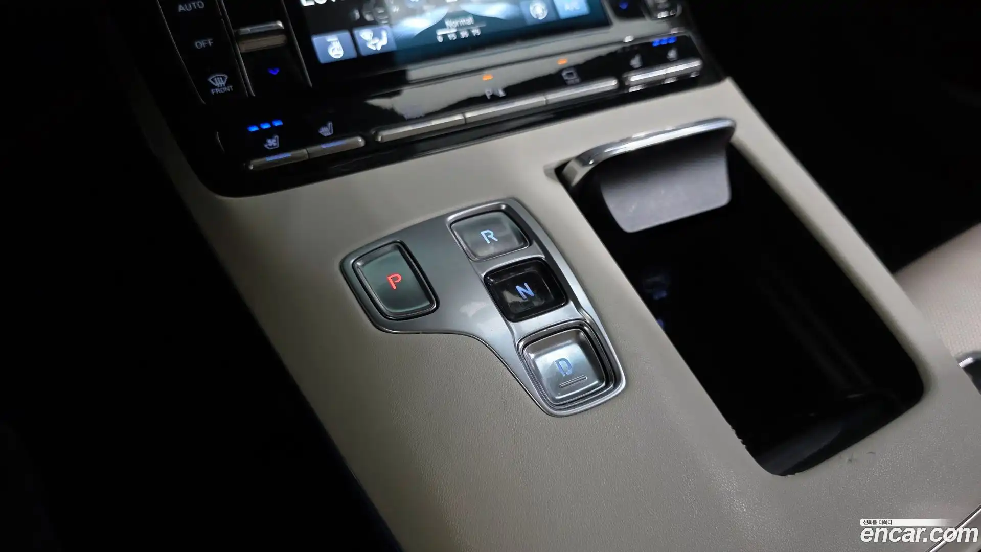 Grandeur Hyundai 2022.10-INNER-009