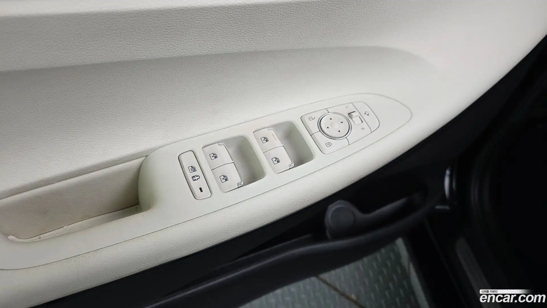 Grandeur Hyundai 2022.10-OPTION-043