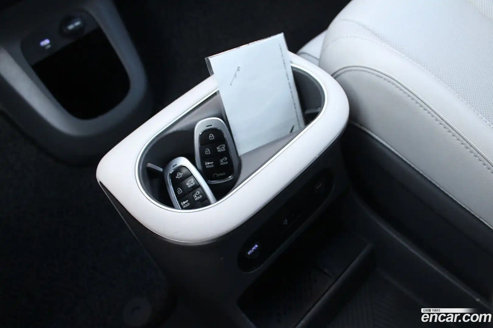 Ioniq5 Hyundai 2021.9-INNER-010