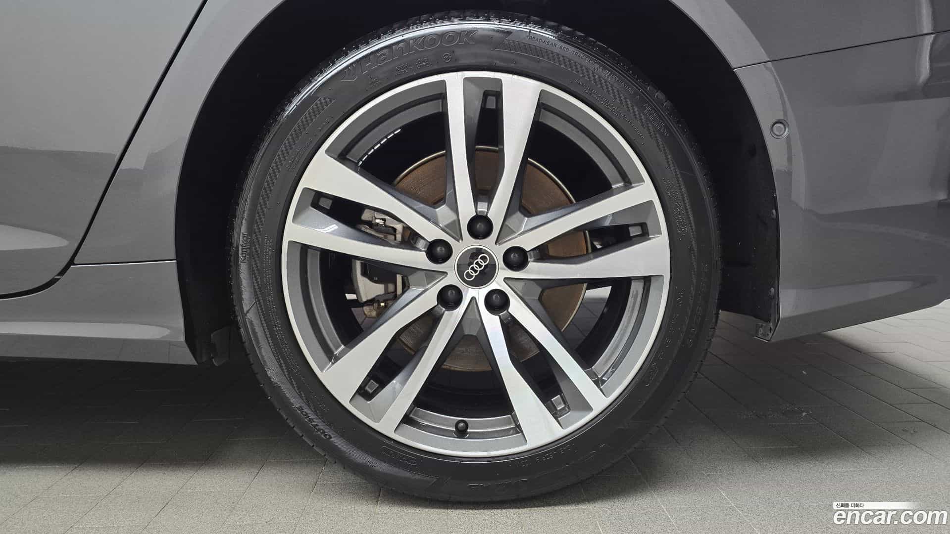 A6 Audi 2021.10-OUTER-031