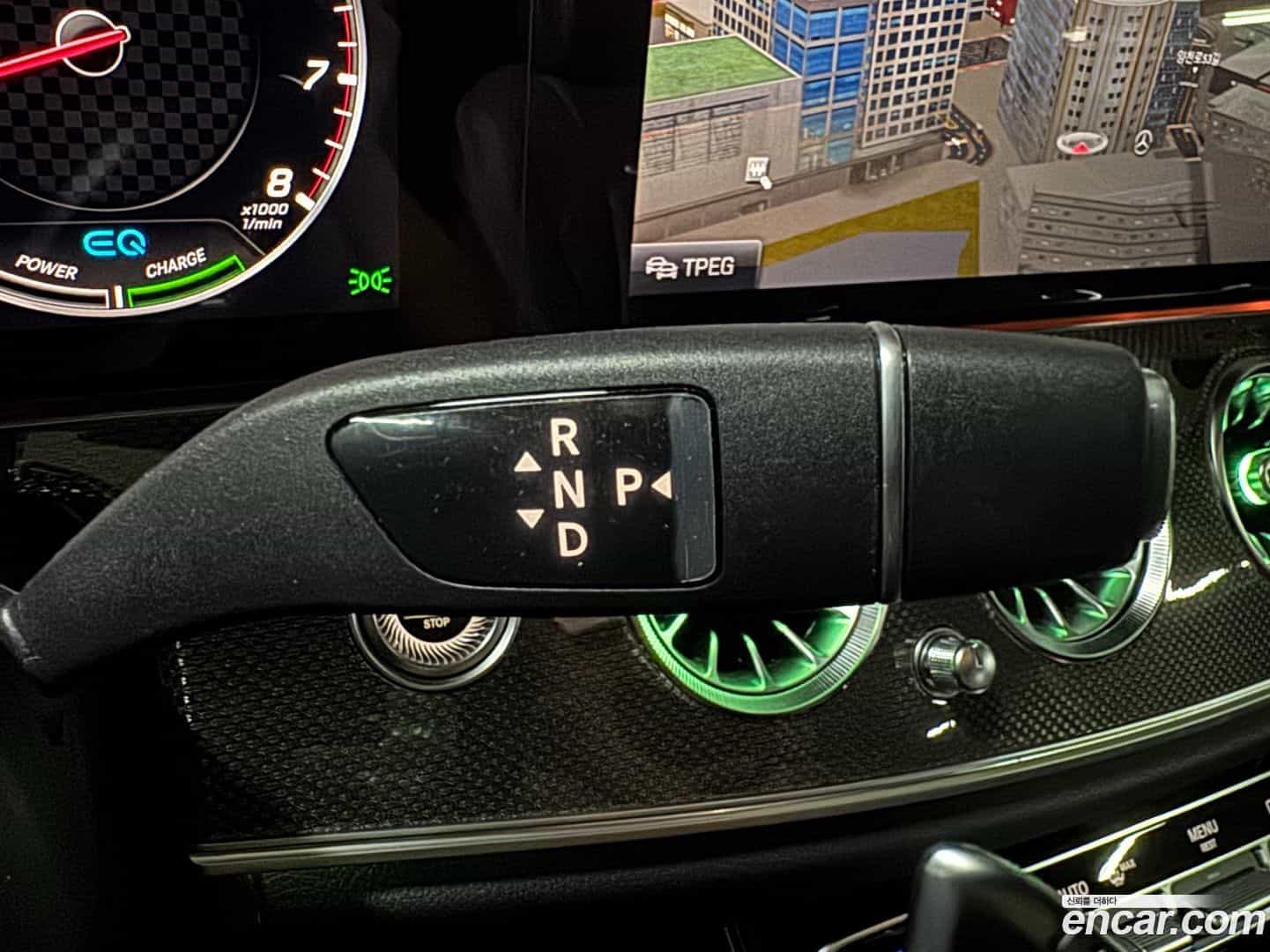 E-Class Mercedes-Benz 2019.11-INNER-009