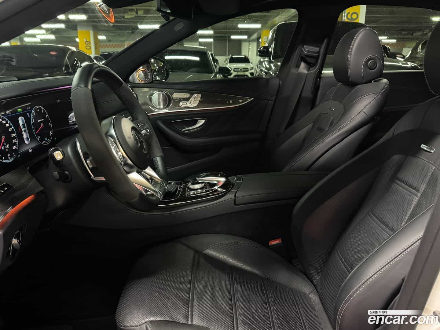 E-Class Mercedes-Benz 2019.11-INNER-010