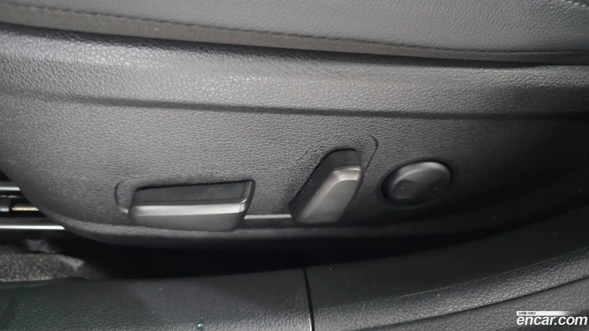Grandeur Hyundai 2022.6-OPTION-044