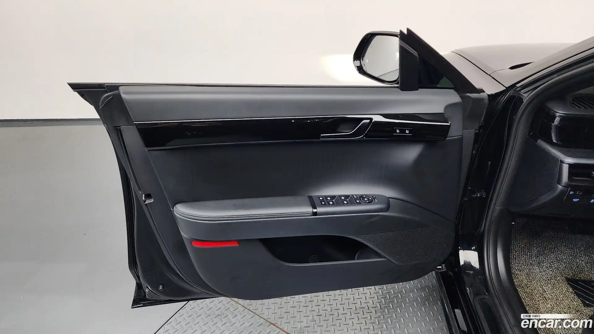 Grandeur Hyundai 2025.4-INNER-034