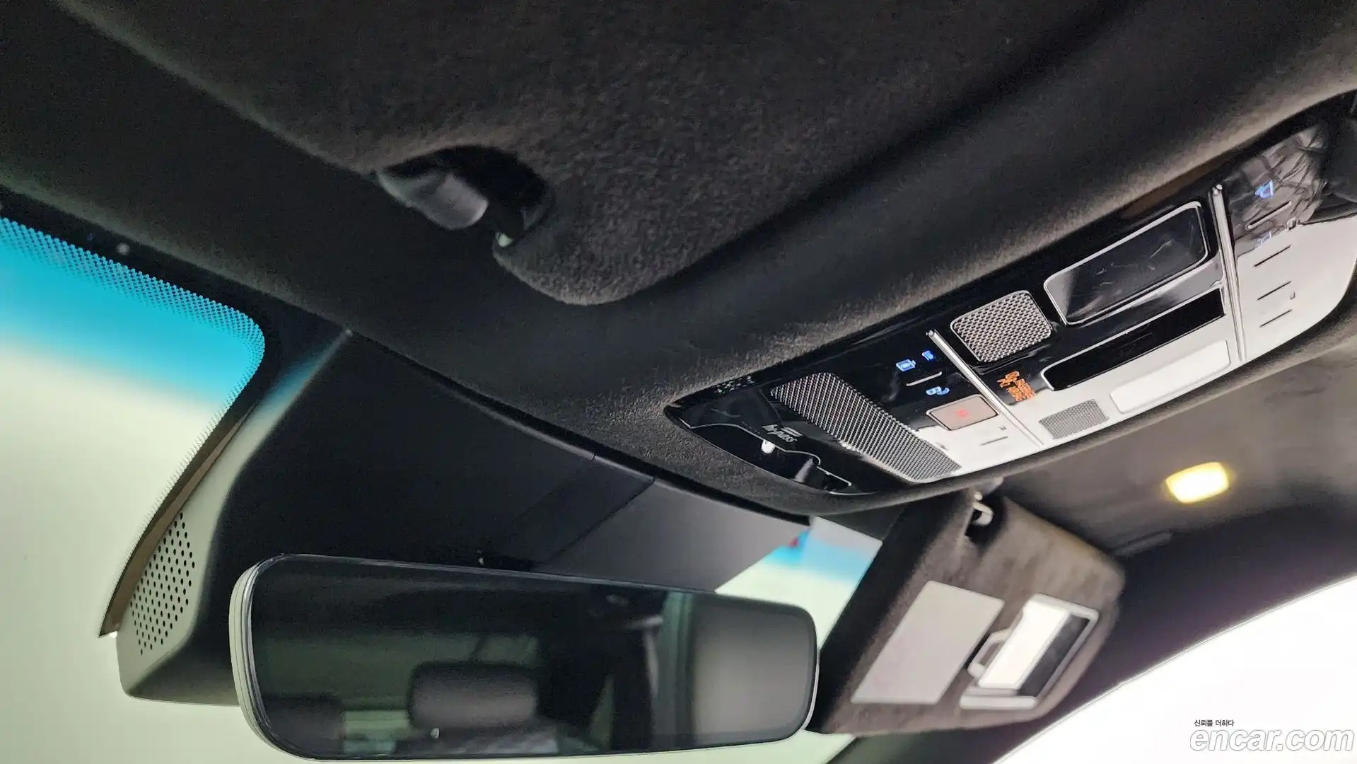 Grandeur Hyundai 2025.4-OPTION-040