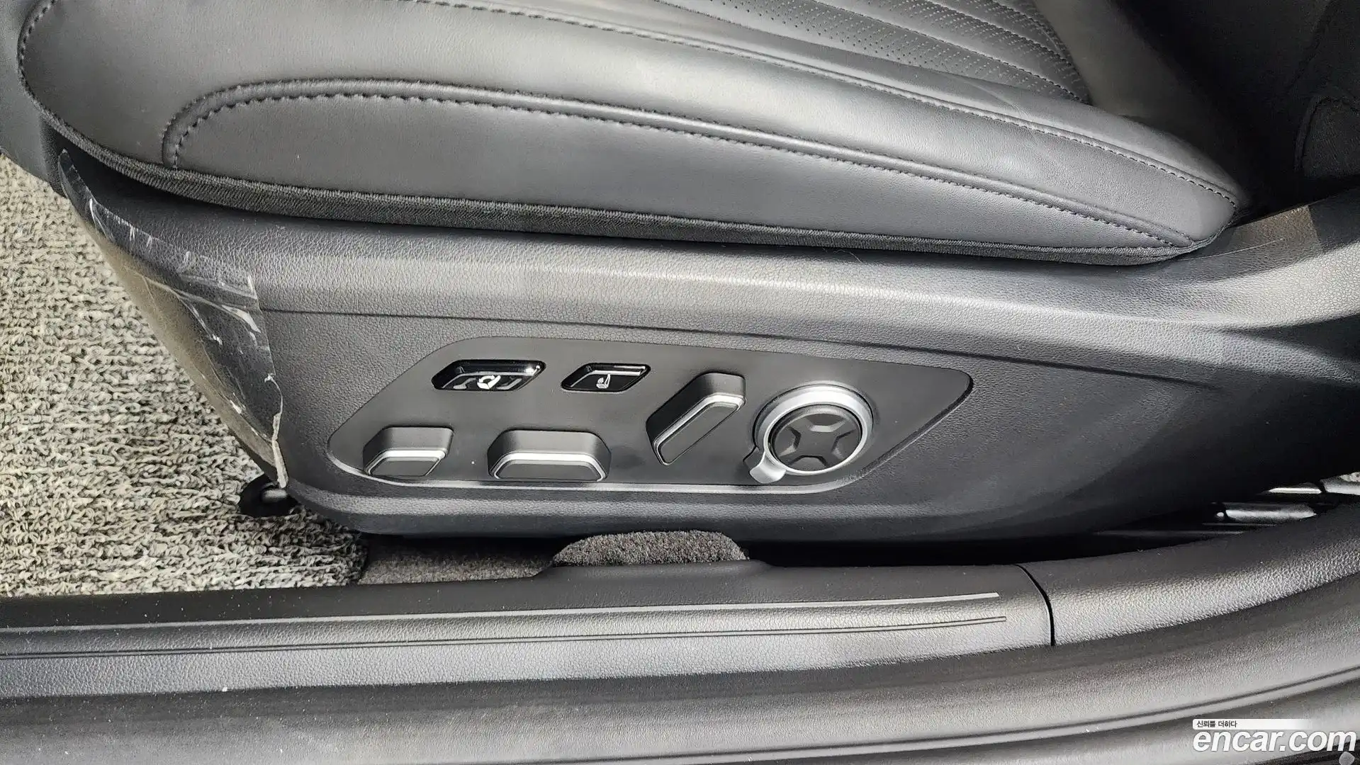 Grandeur Hyundai 2025.4-OPTION-044