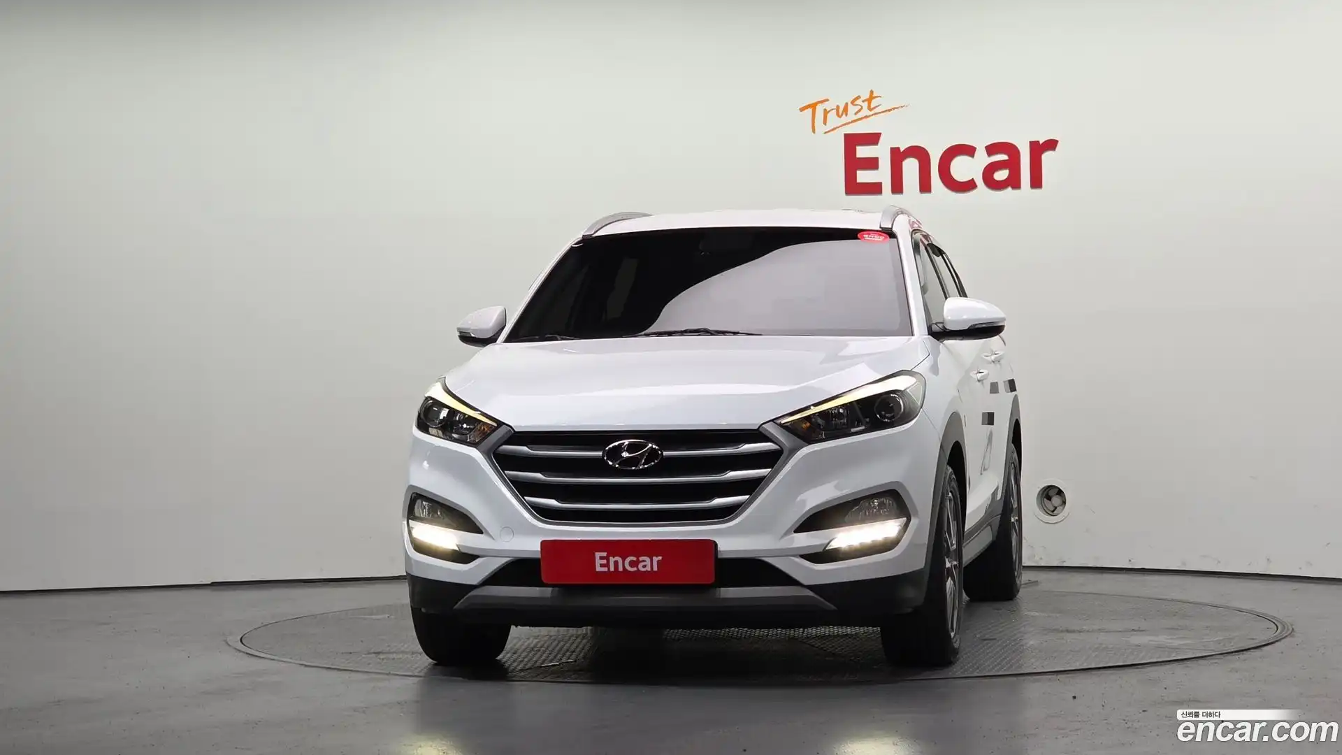 Tucson Hyundai 2018.2-OUTER-003