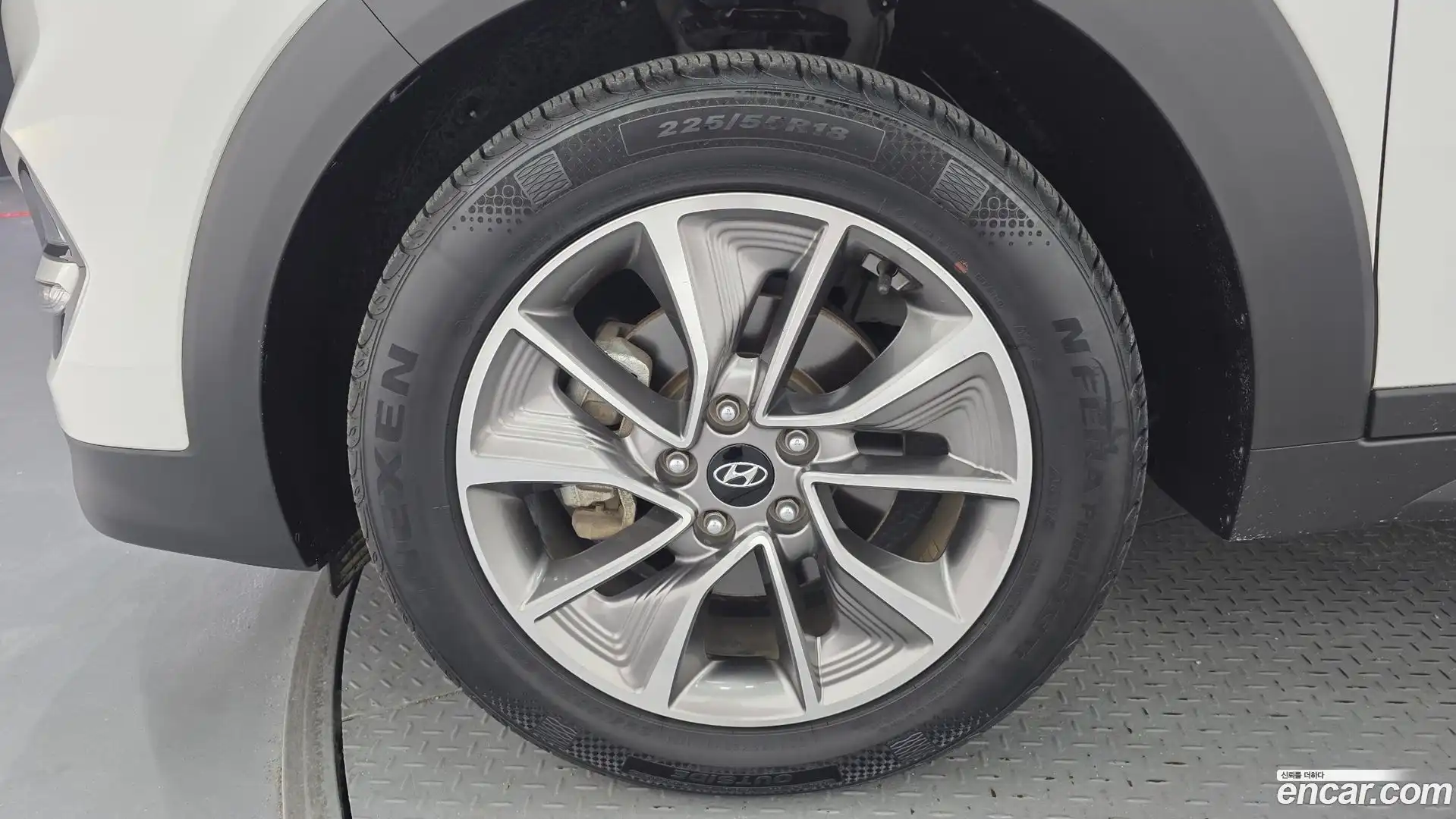 Tucson Hyundai 2018.2-OUTER-005